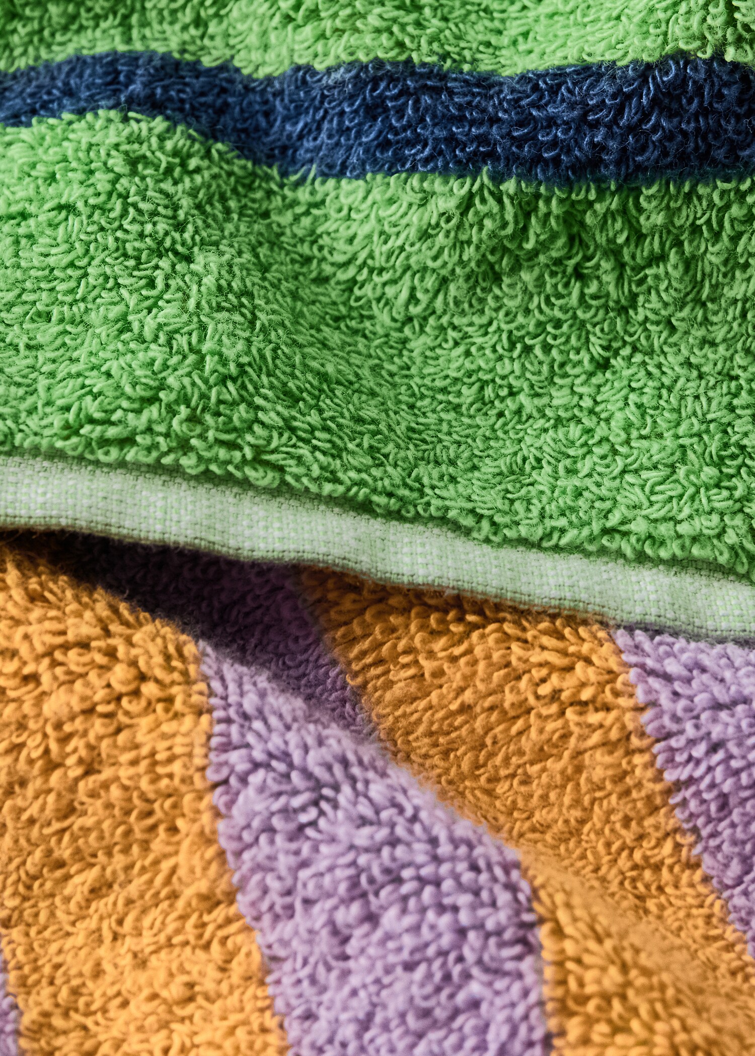 Reversible striped beach towel - Details of the article 1