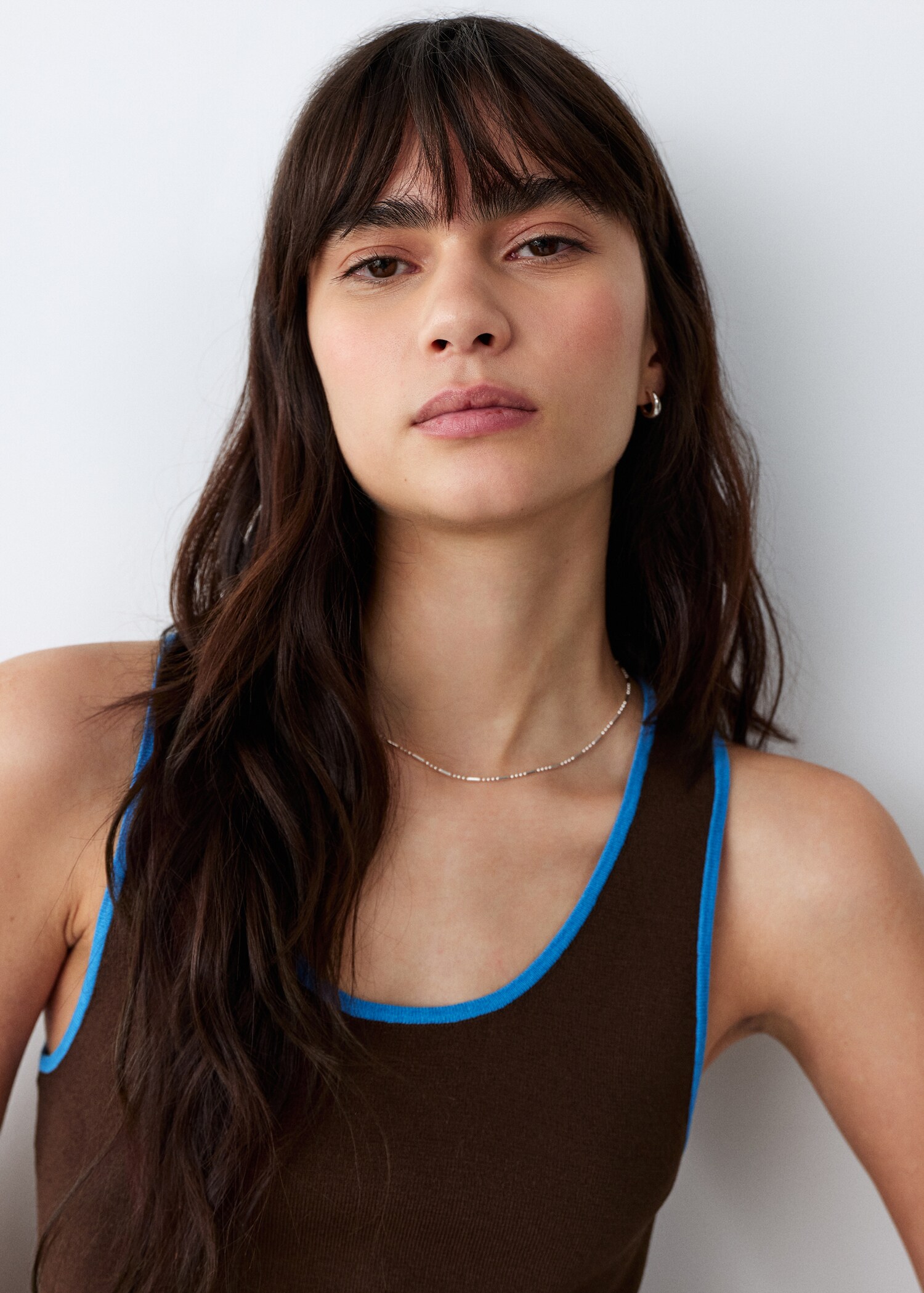 Contrast neck top - Details of the article 1