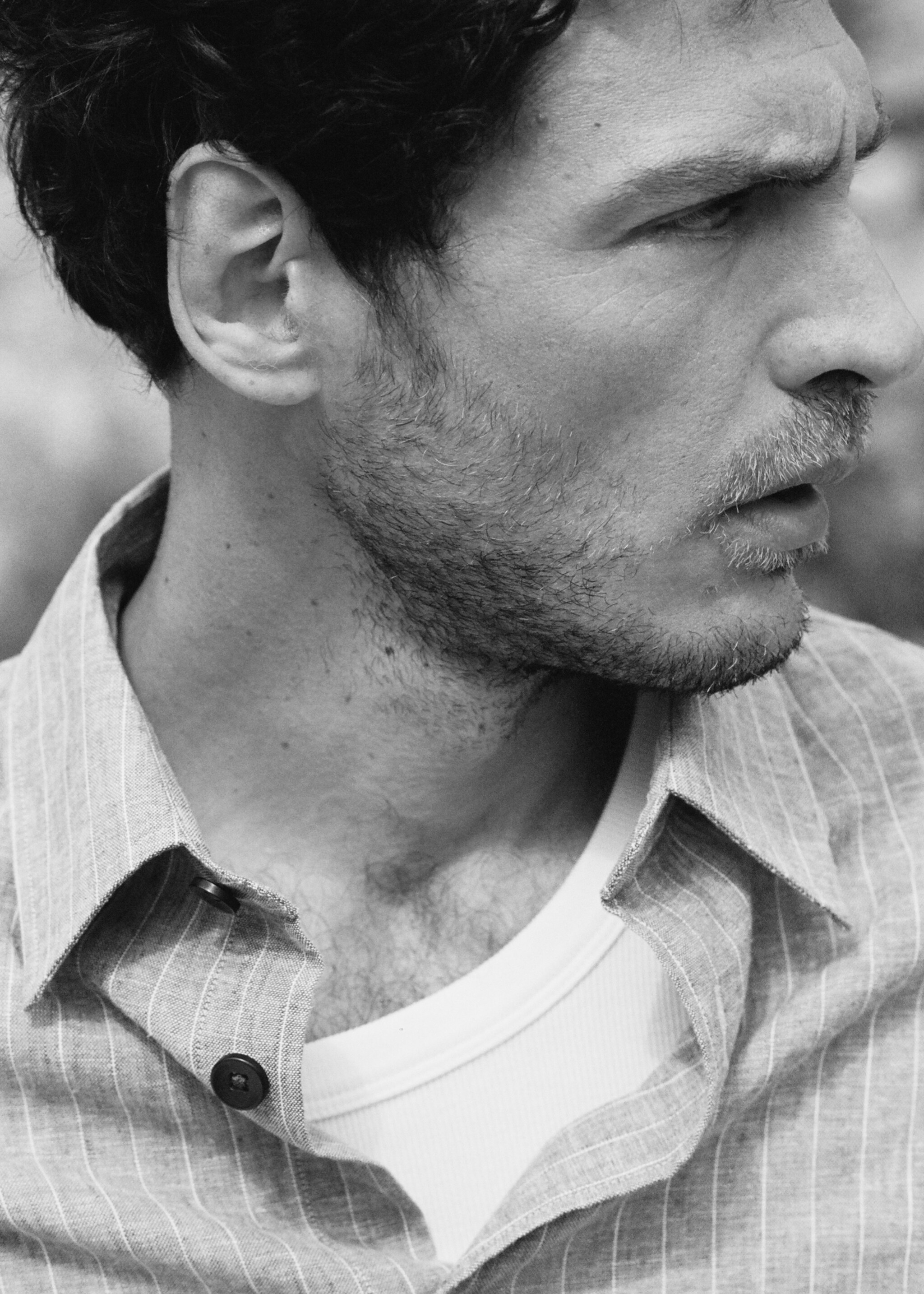 Linen-and-cotton-blend striped shirt - Details of the article 5, Navy. Ref: 27066710-00.