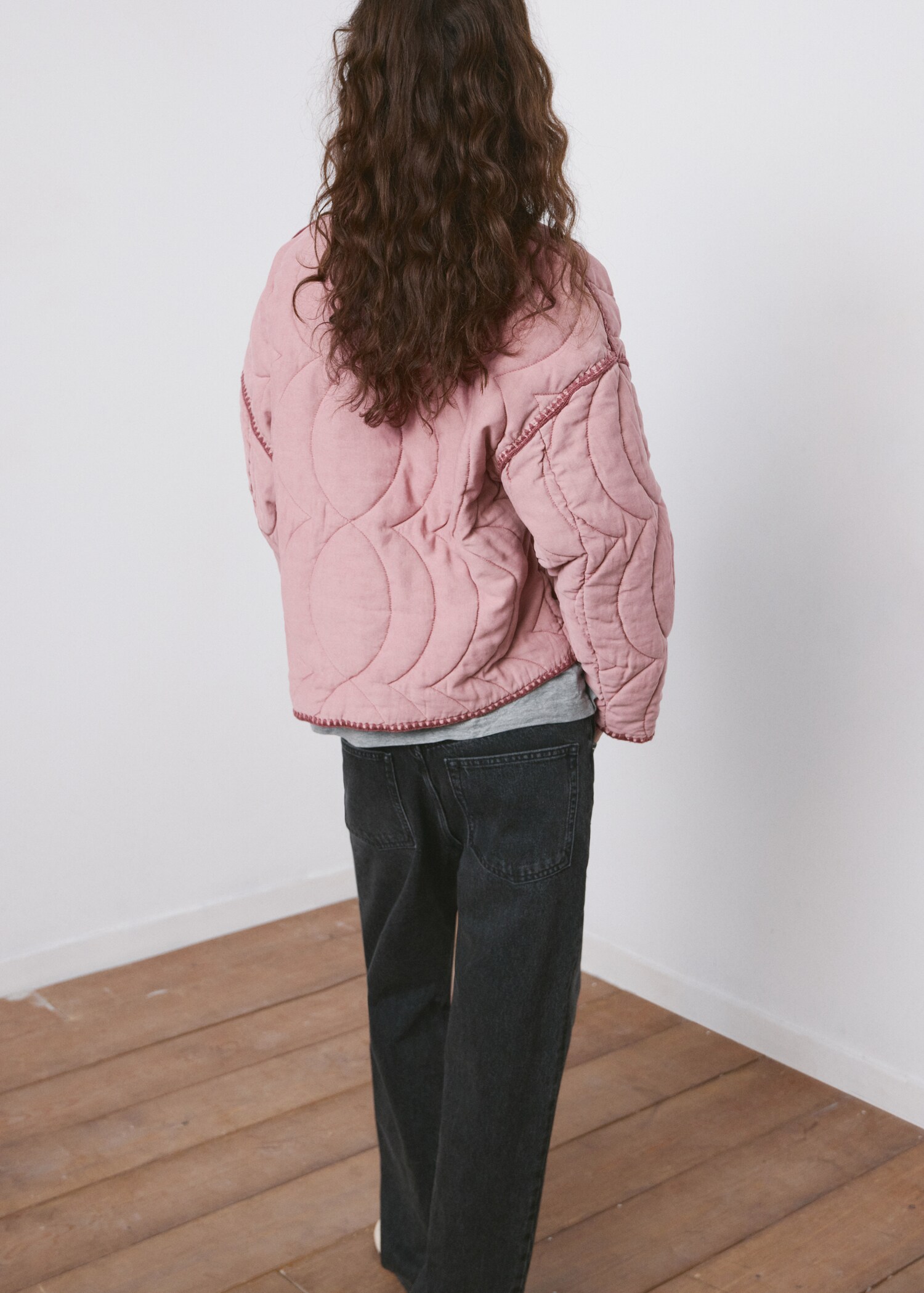 Contrast piping quilted jacket - Reverse of the article