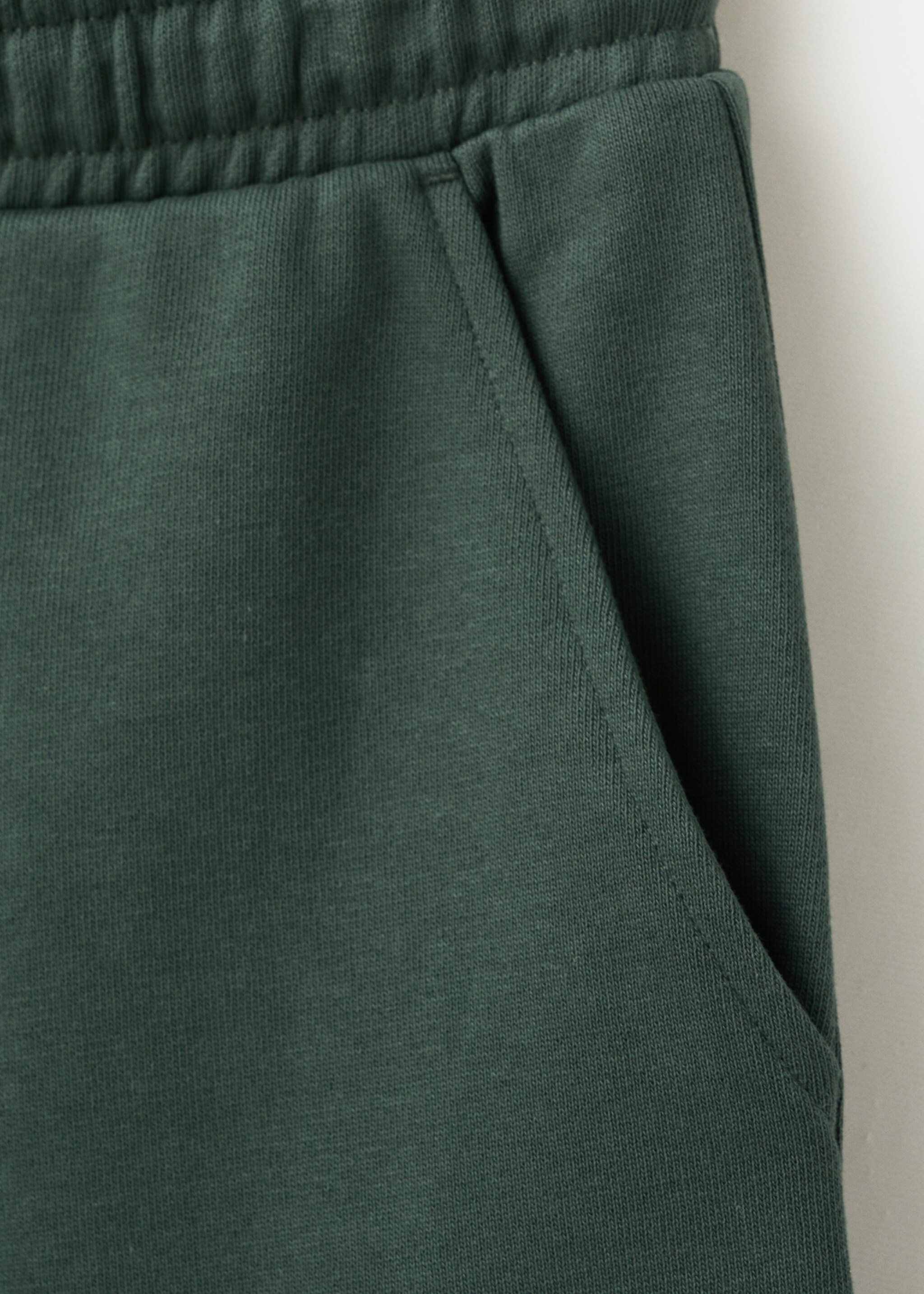 Bermuda cargo cordon - Détail de l'article 8, Vert. Ref: 27067136-00.