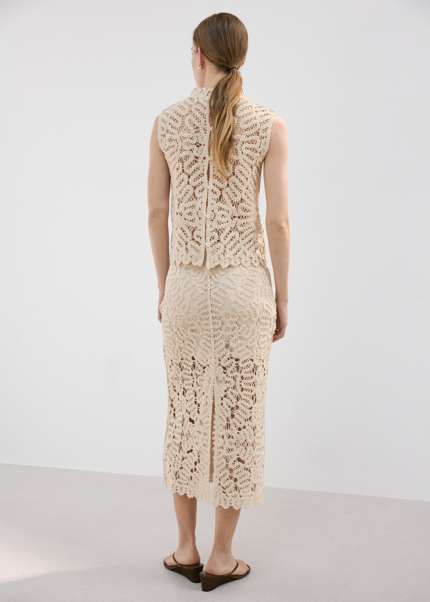 Openwork knitted skirt - Reverse of the article