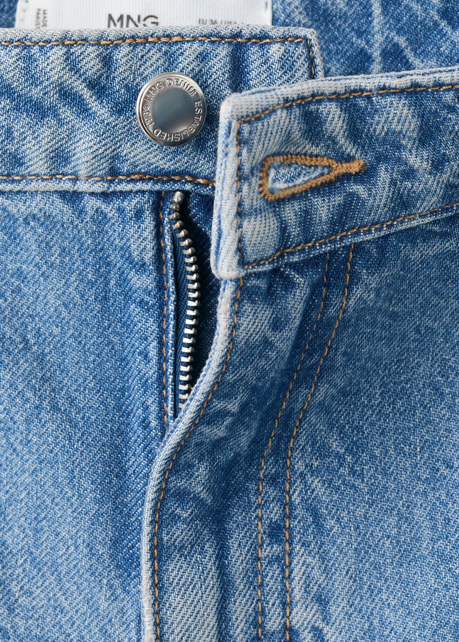 High-waist straight-fit denim shorts - Details of the article 8