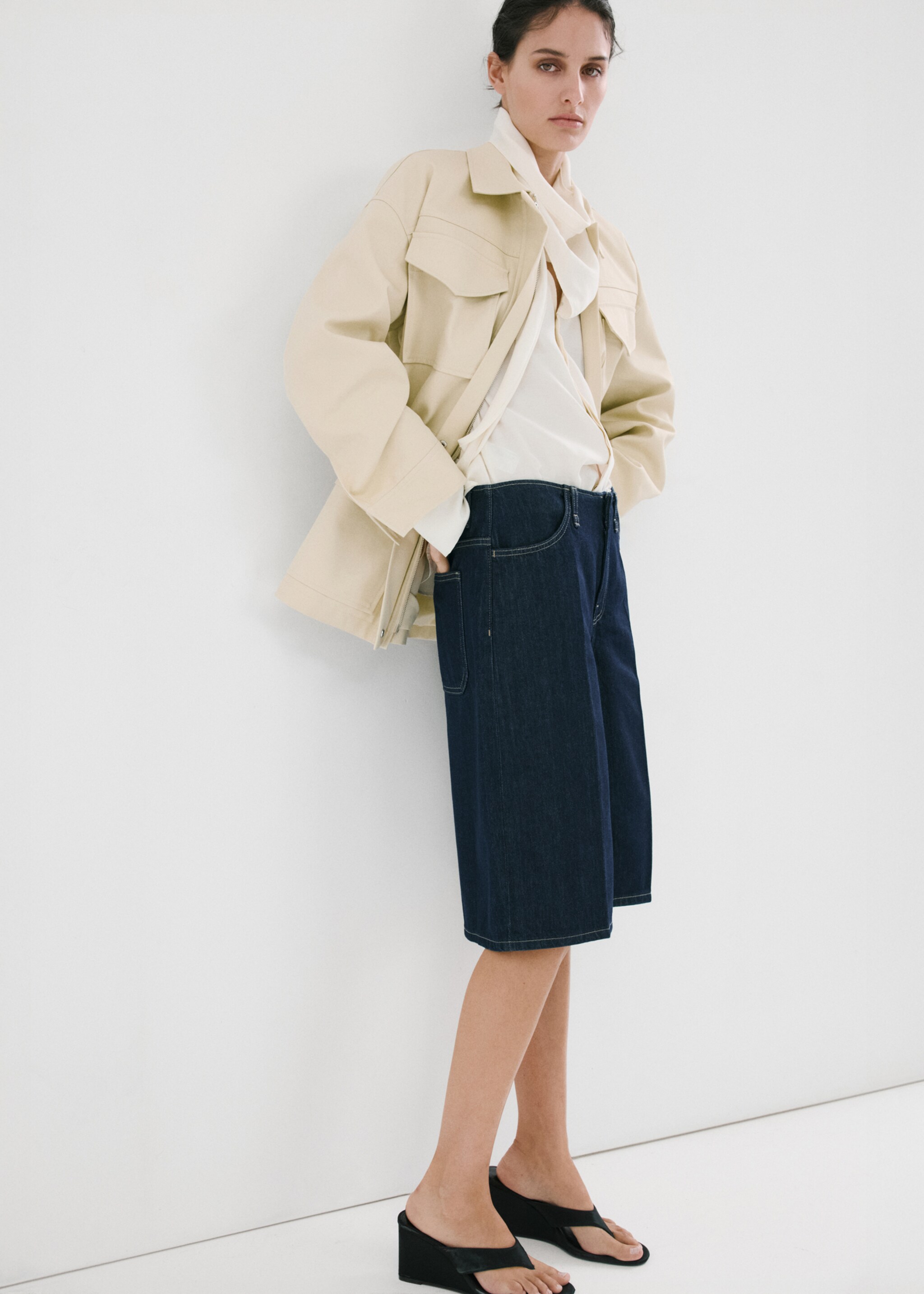 Джинсовые бермуды со средней посадкой - Деталь изделия 1, Синий. Ref: 27067149-00.