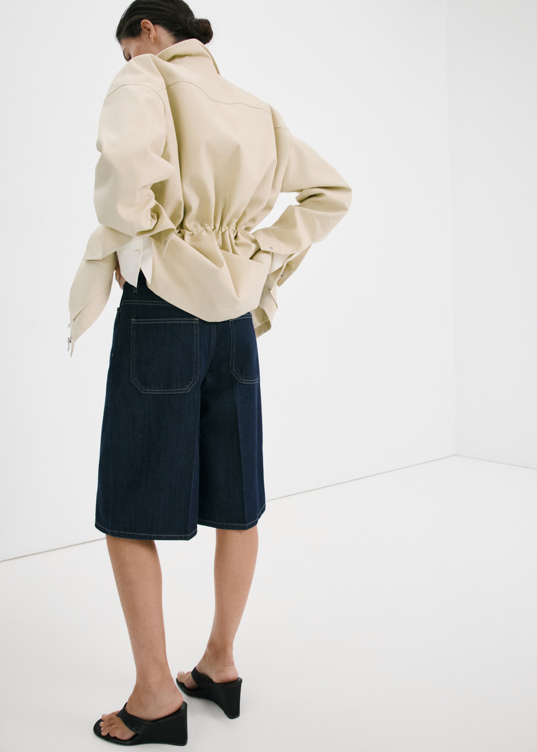 Джинсовые бермуды со средней посадкой - Обратная сторона изделия, Синий. Ref: 27067149-00.