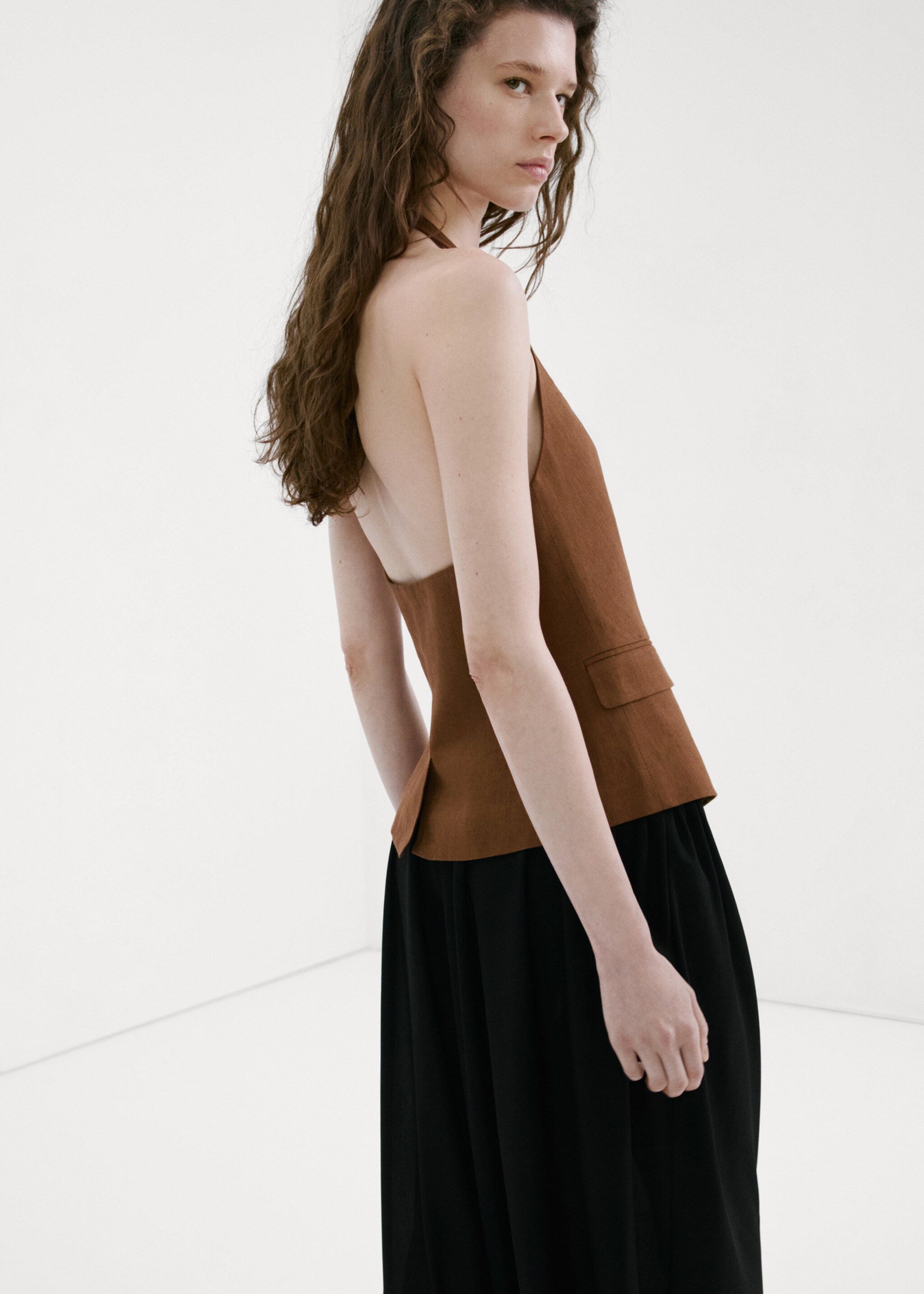 Linen suit waistcoat - Reverse of the article, Brown. Ref: 27067156-00.