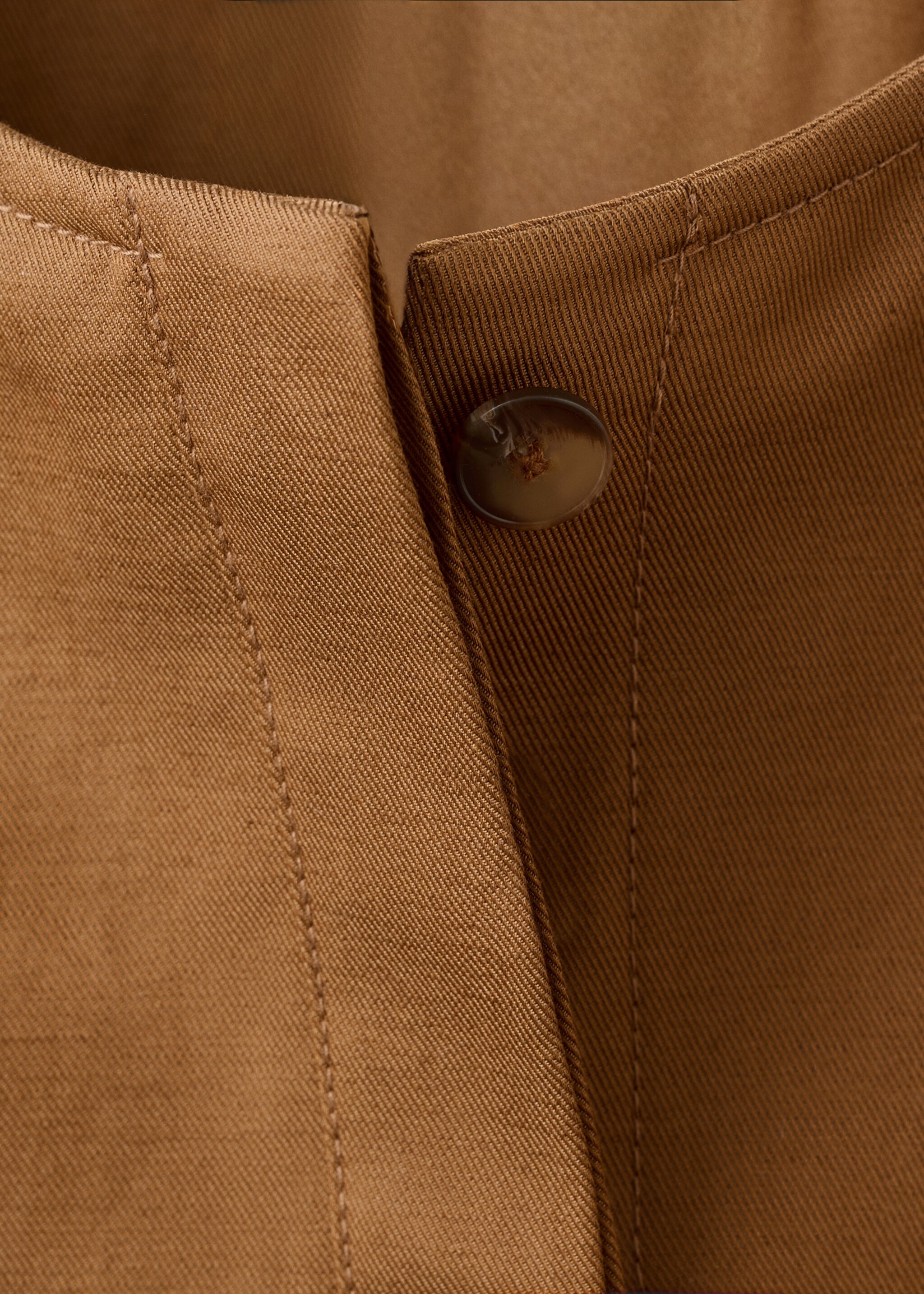 Lyocell jacket with elastic bands - Details of the article 8, Brown. Ref: 27067158-00.