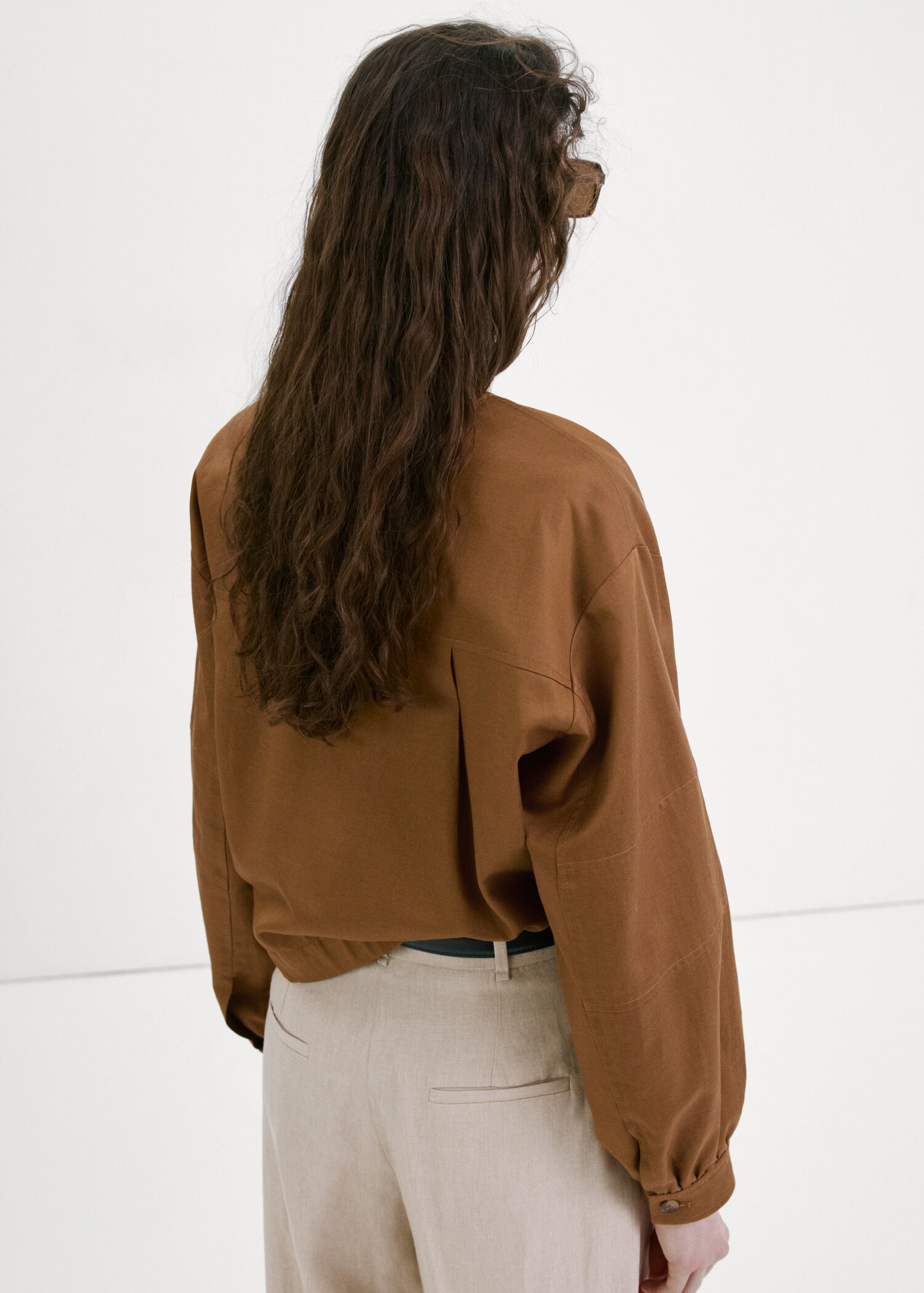Lyocell jacket with elastic bands - Reverse of the article