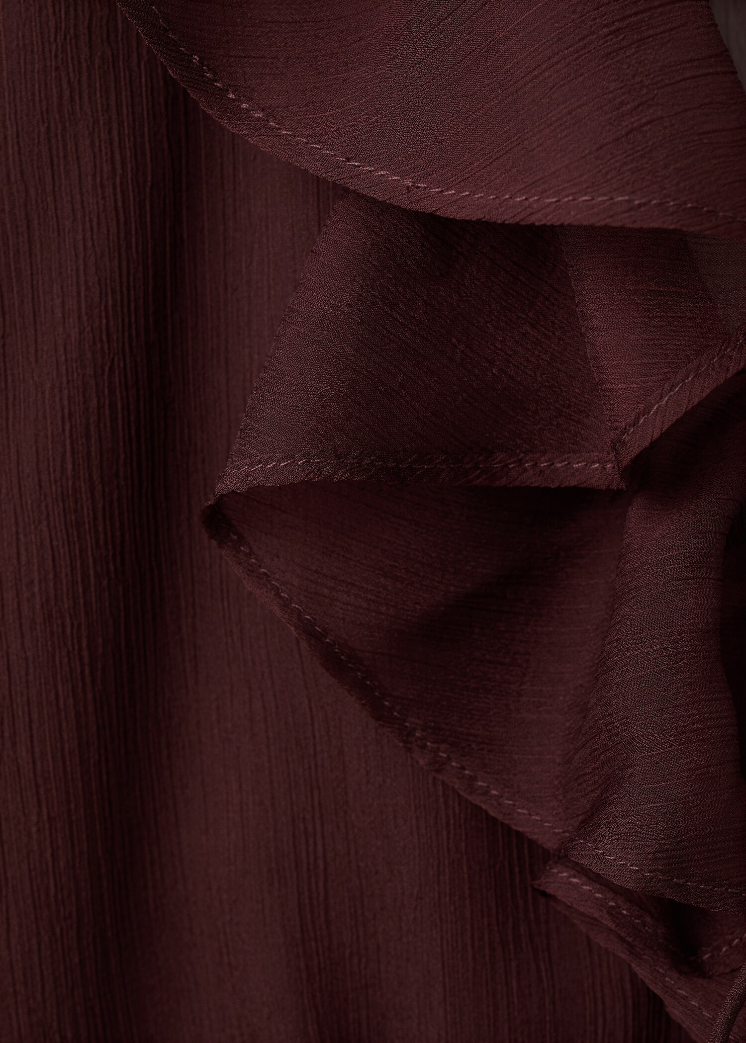 Fluid ruffled blouse - Details of the article 8