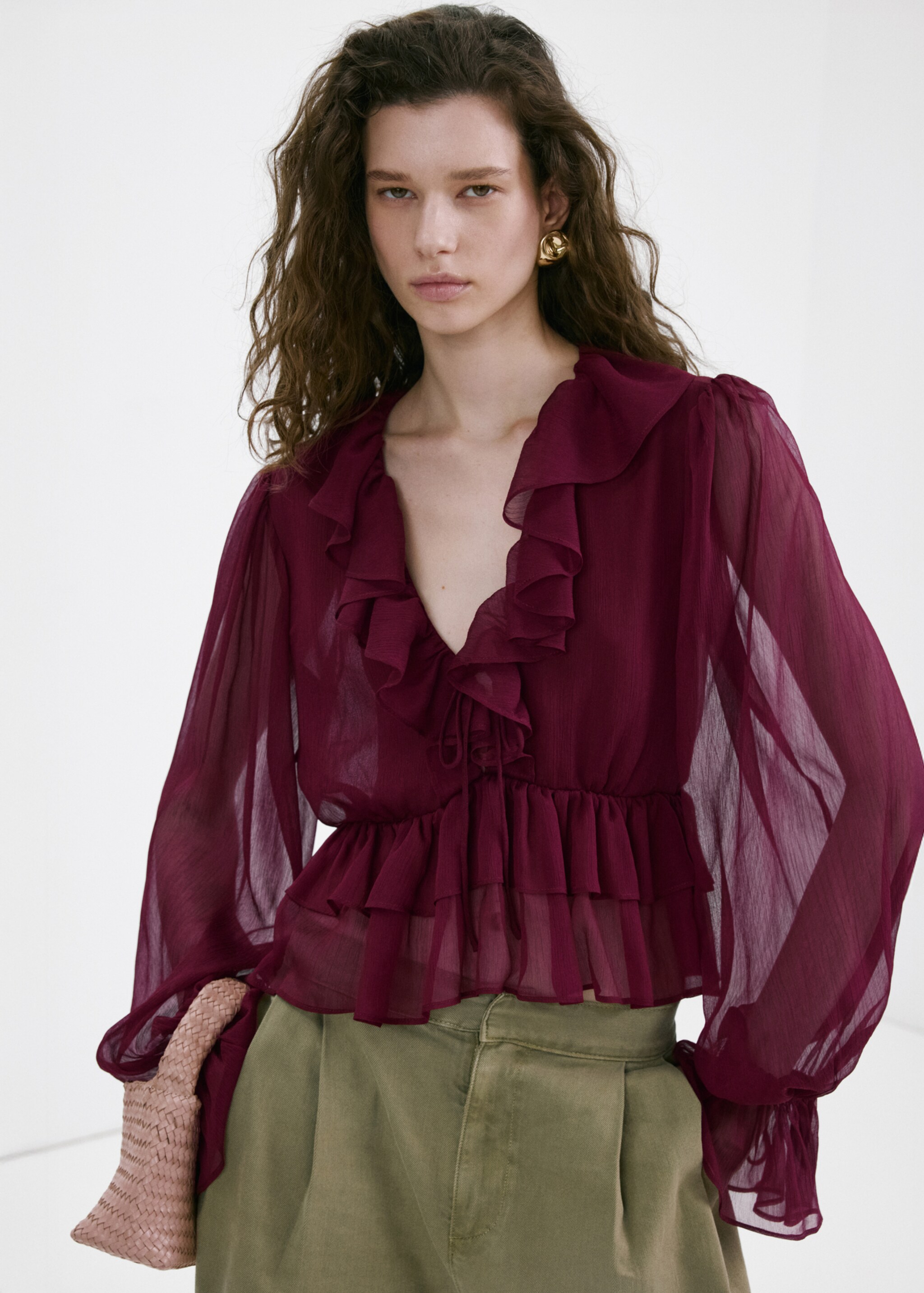 Fluid ruffled blouse - Medium plane, Maroon. Ref: 27067160-00.