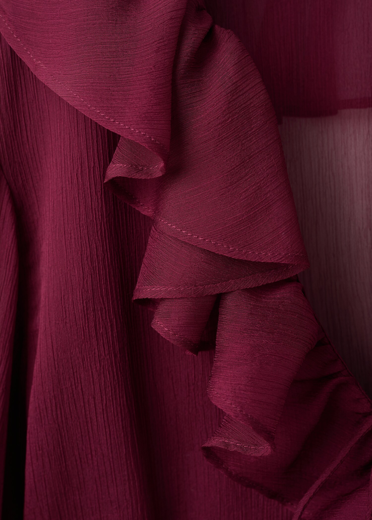 Fluid ruffled blouse - Details of the article 0