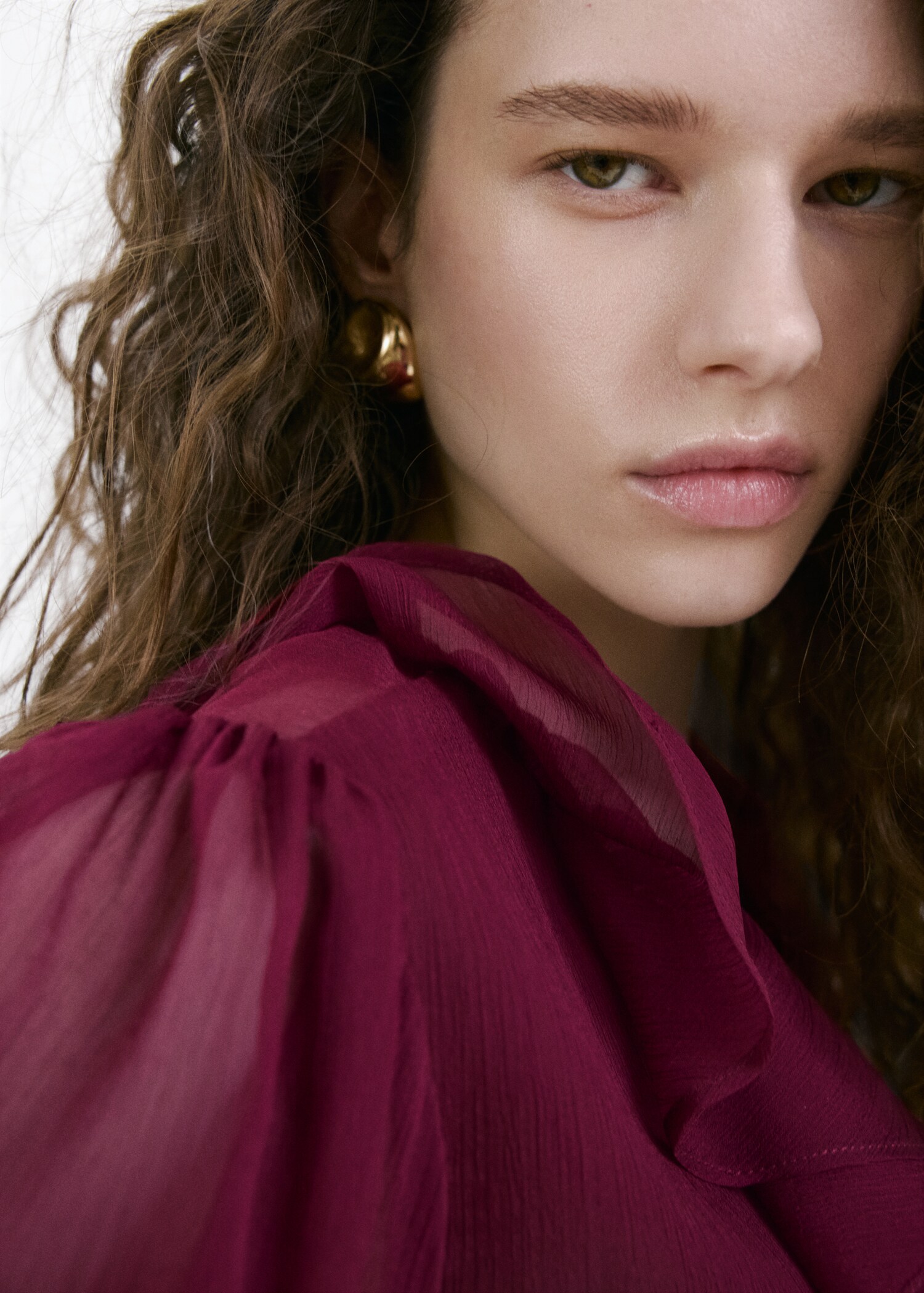 Fluid ruffled blouse - Details of the article 1