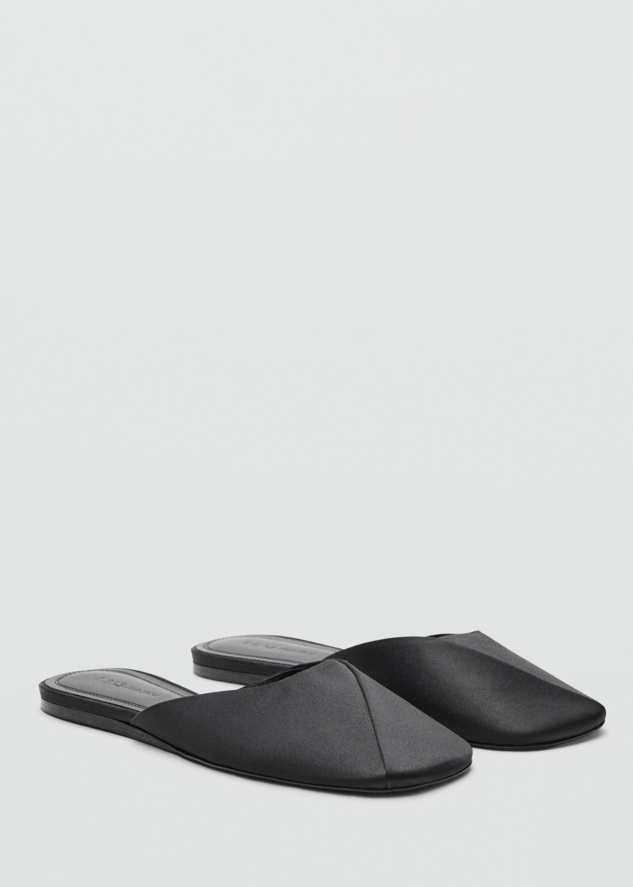 Leather flat shoes - Medium plane, Black. Ref: 27067791-00.