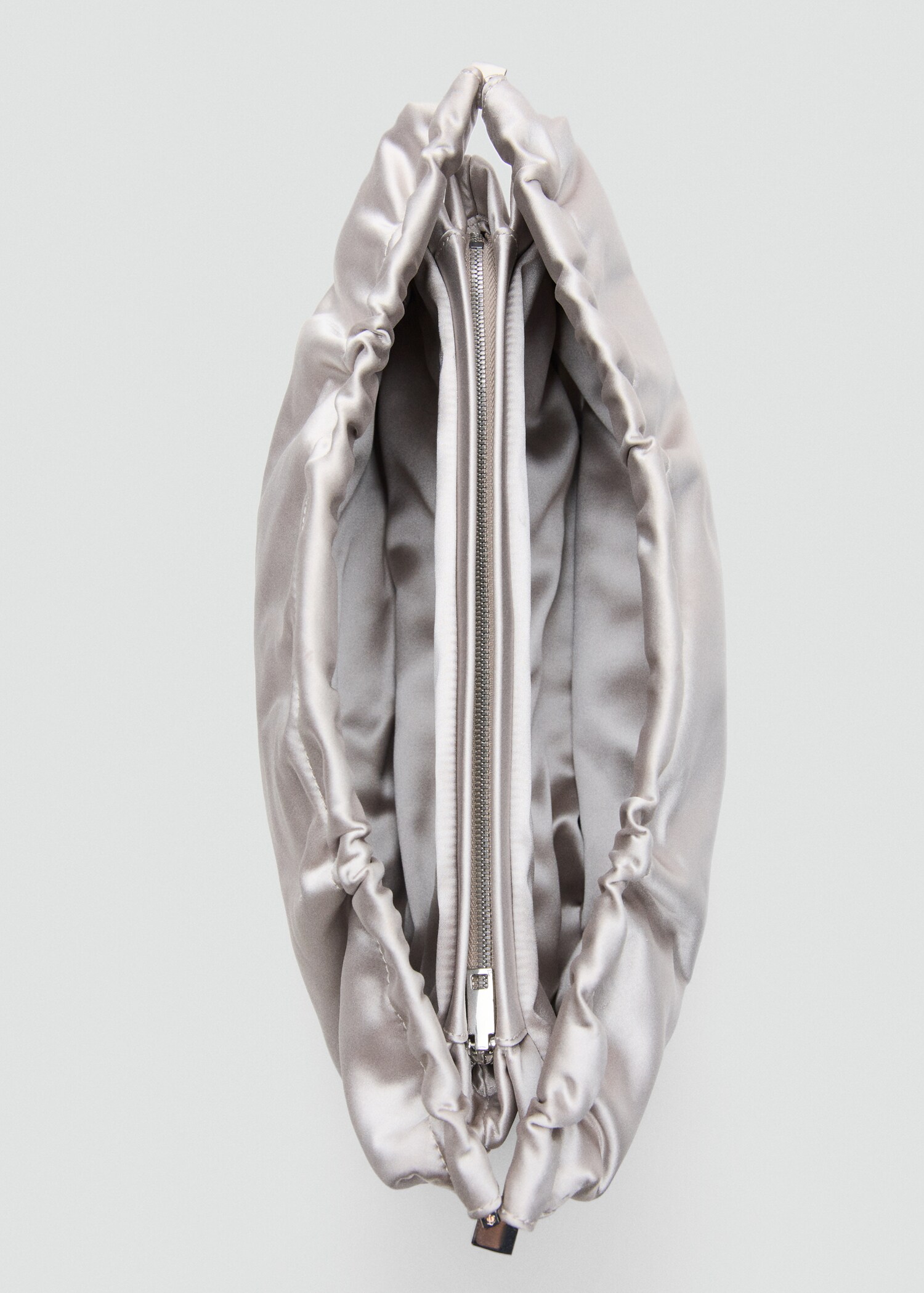 حقيبة يد من الساتان - تفاصيل المنتج 3