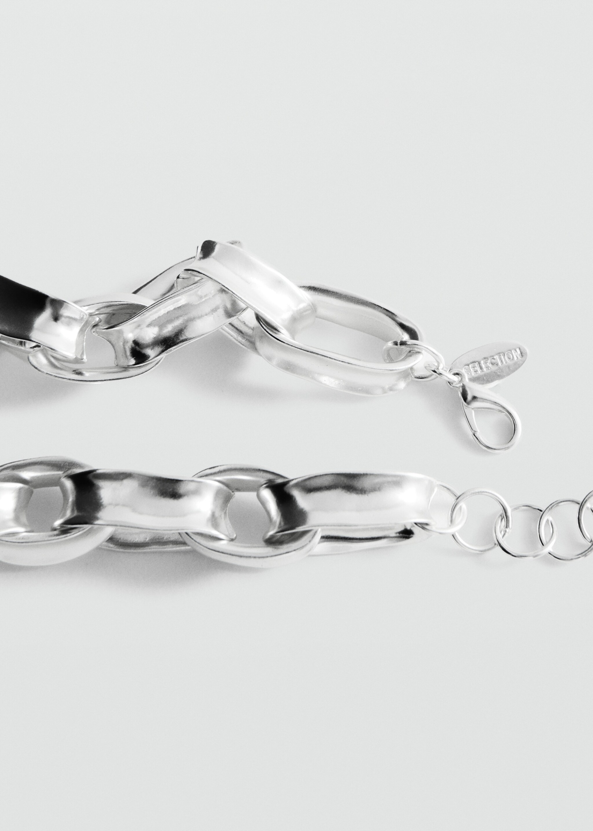 قلادة بسلسلة حلقات - تفاصيل المنتج 1, فضي. Ref: 27067797-00.