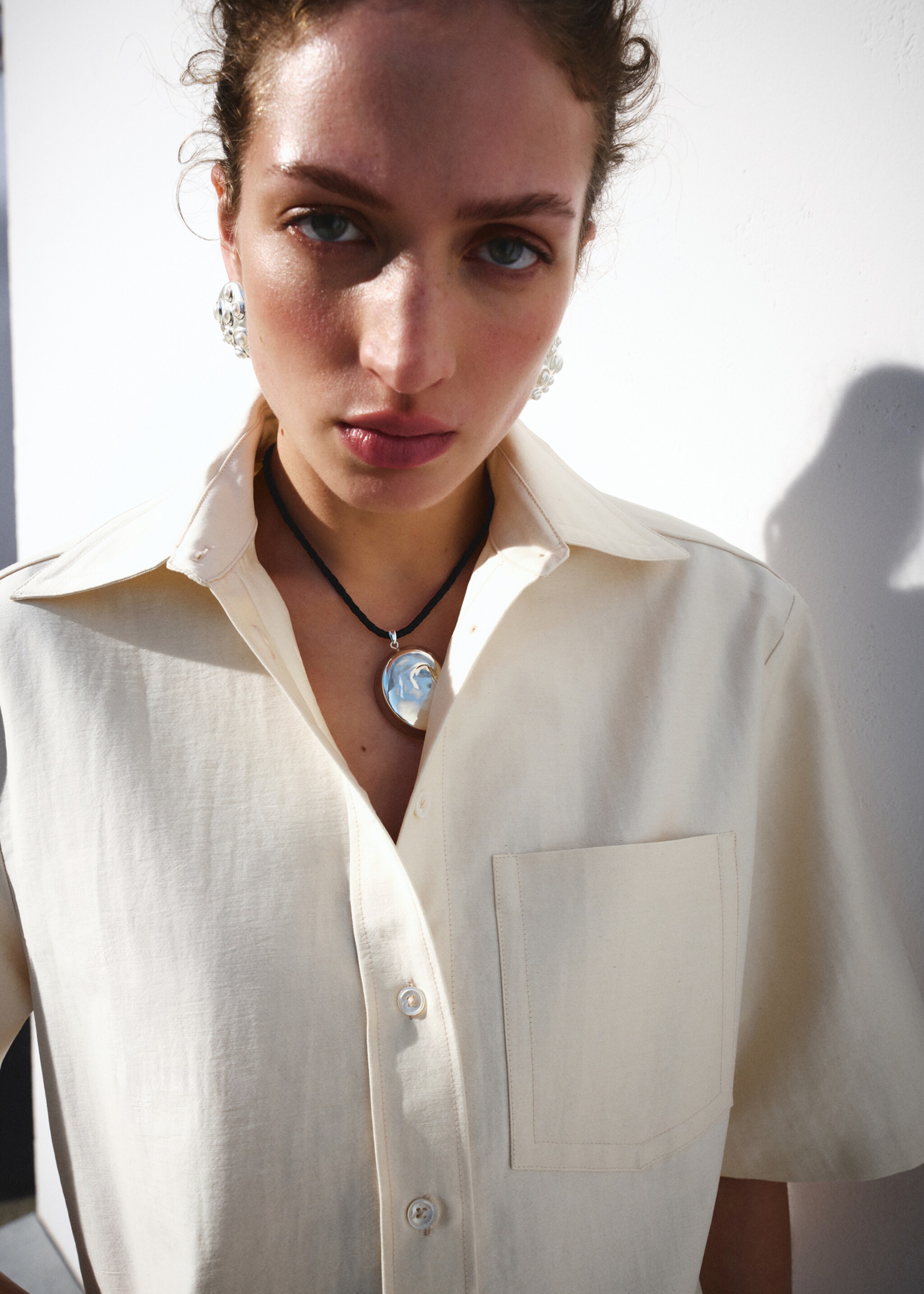 Camisa de màniga curta amb llaç - Detall de l'article 1, Beige. Ref: 27067798-00.