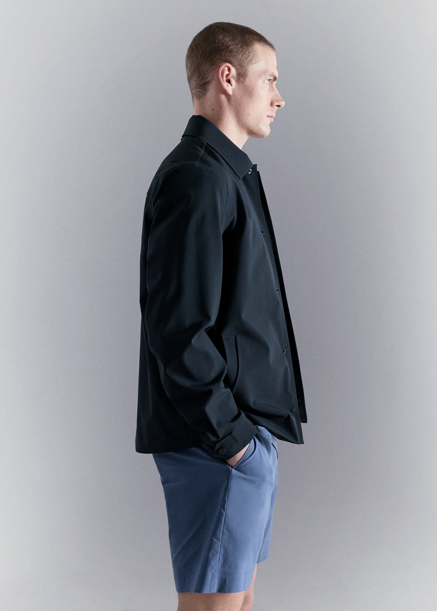Water-repellent jacket with pockets - Details of the article 2