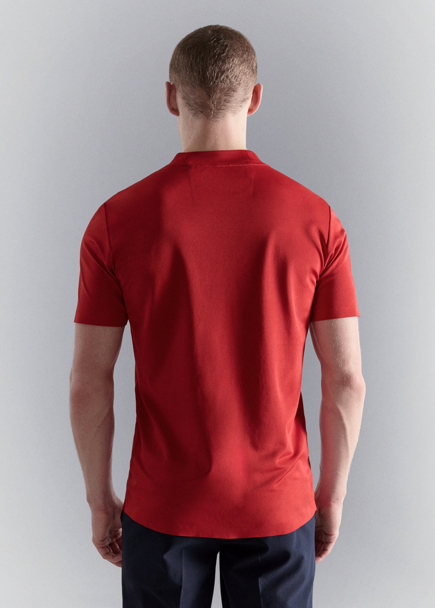 Camiseta slim fit COOLMAX® - Reverso del artículo