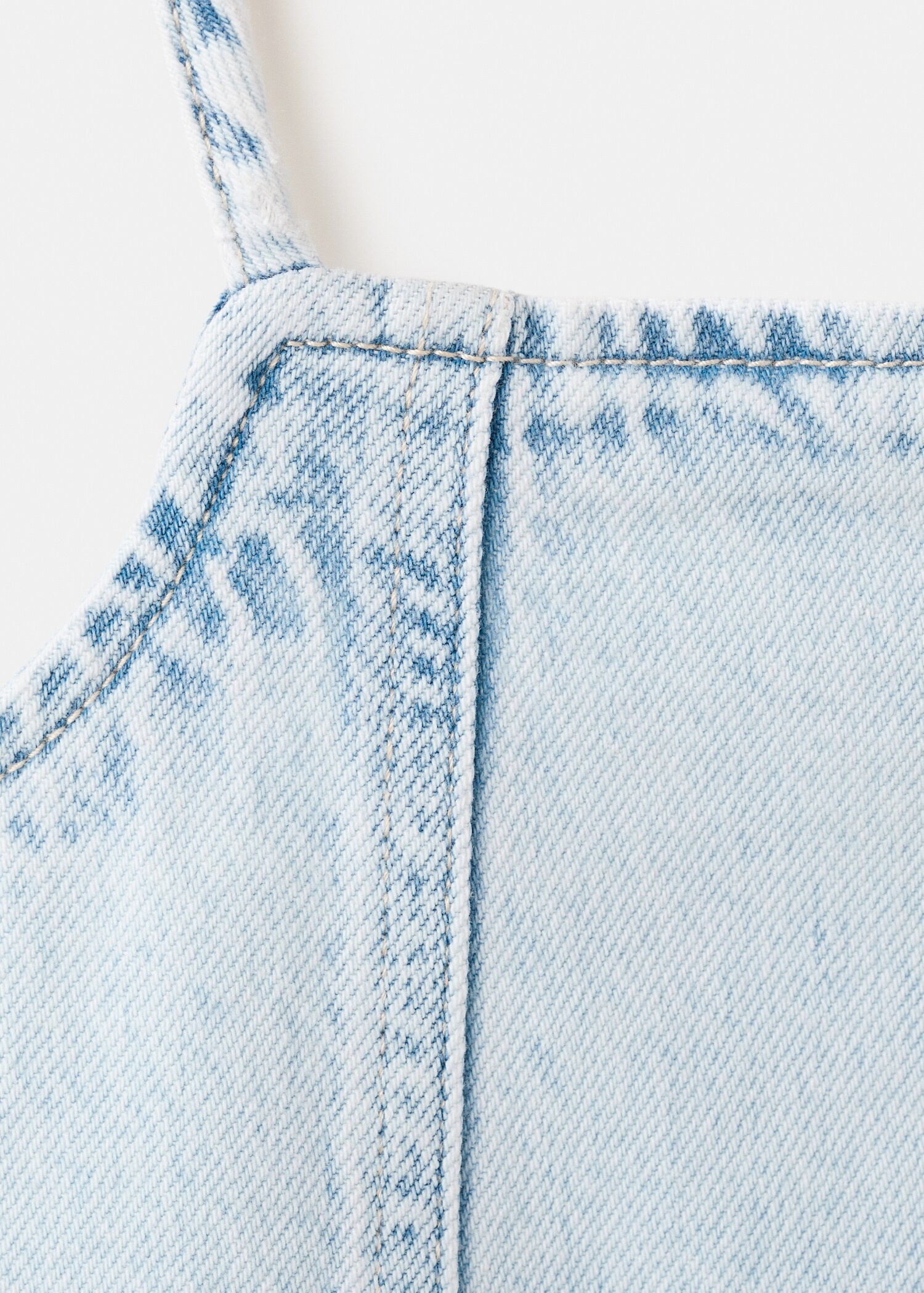 Short denim dress - Details of the article 8