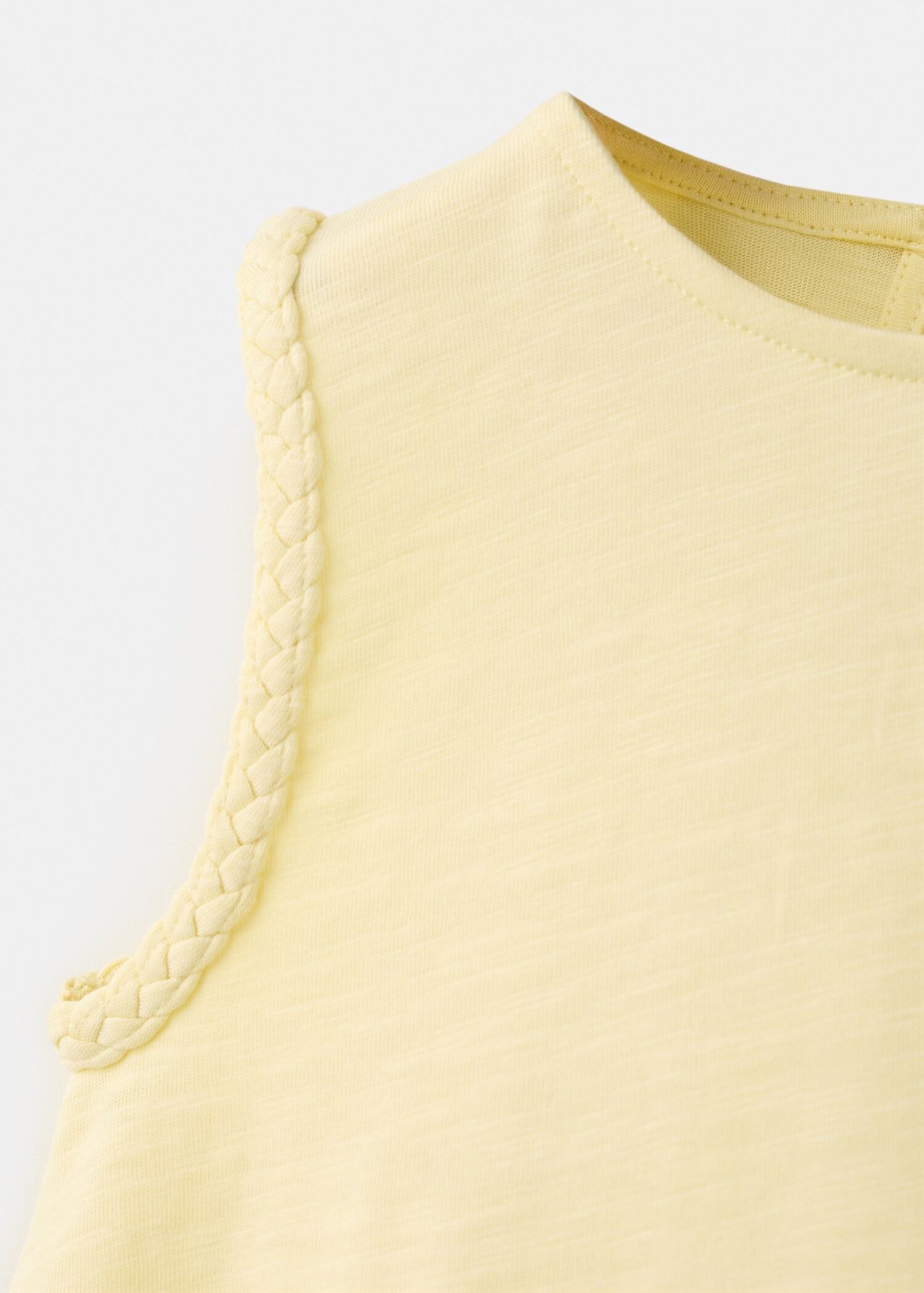 Dress with plaited details - Details of the article 8