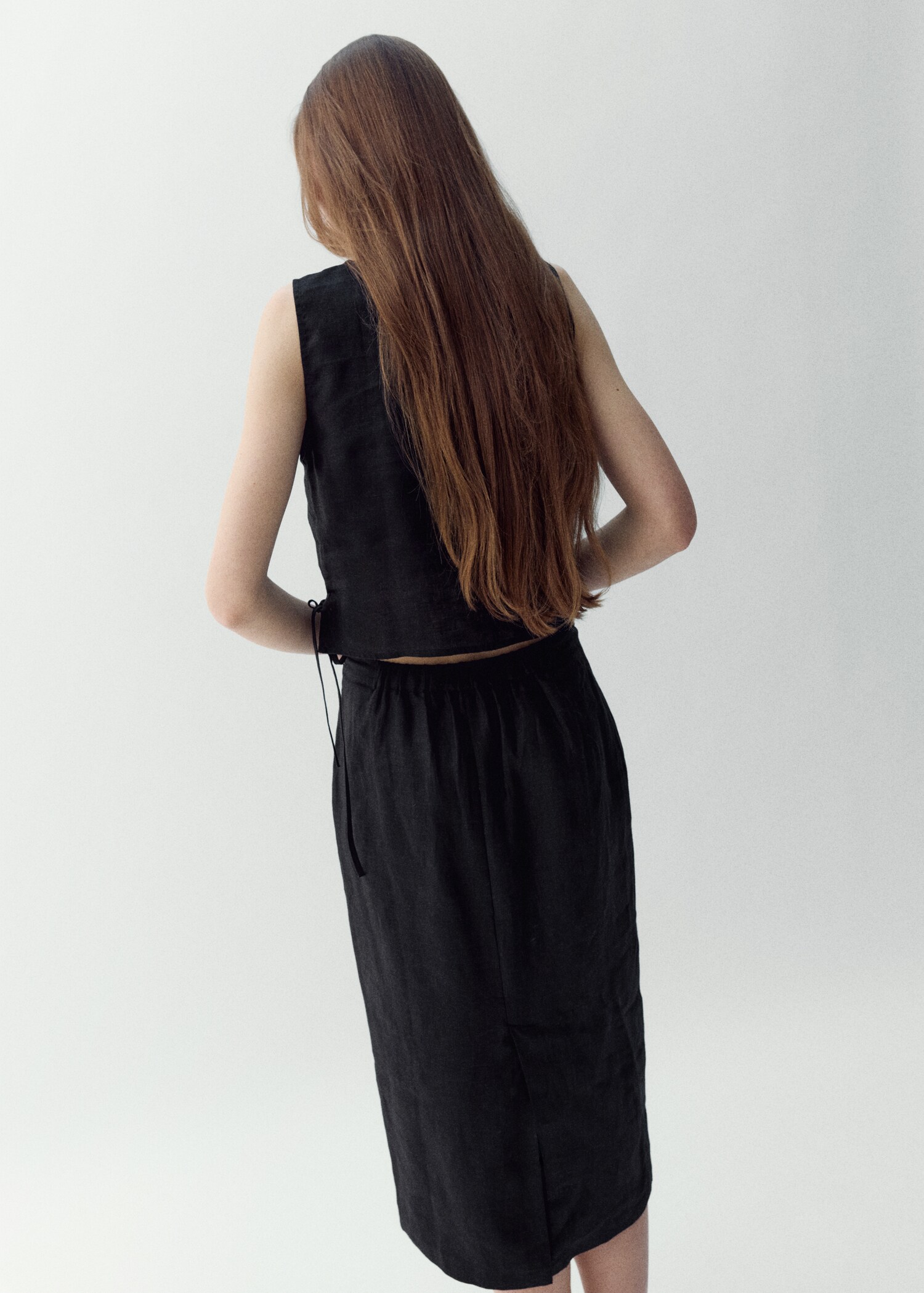 Linen top with ties - Reverse of the article