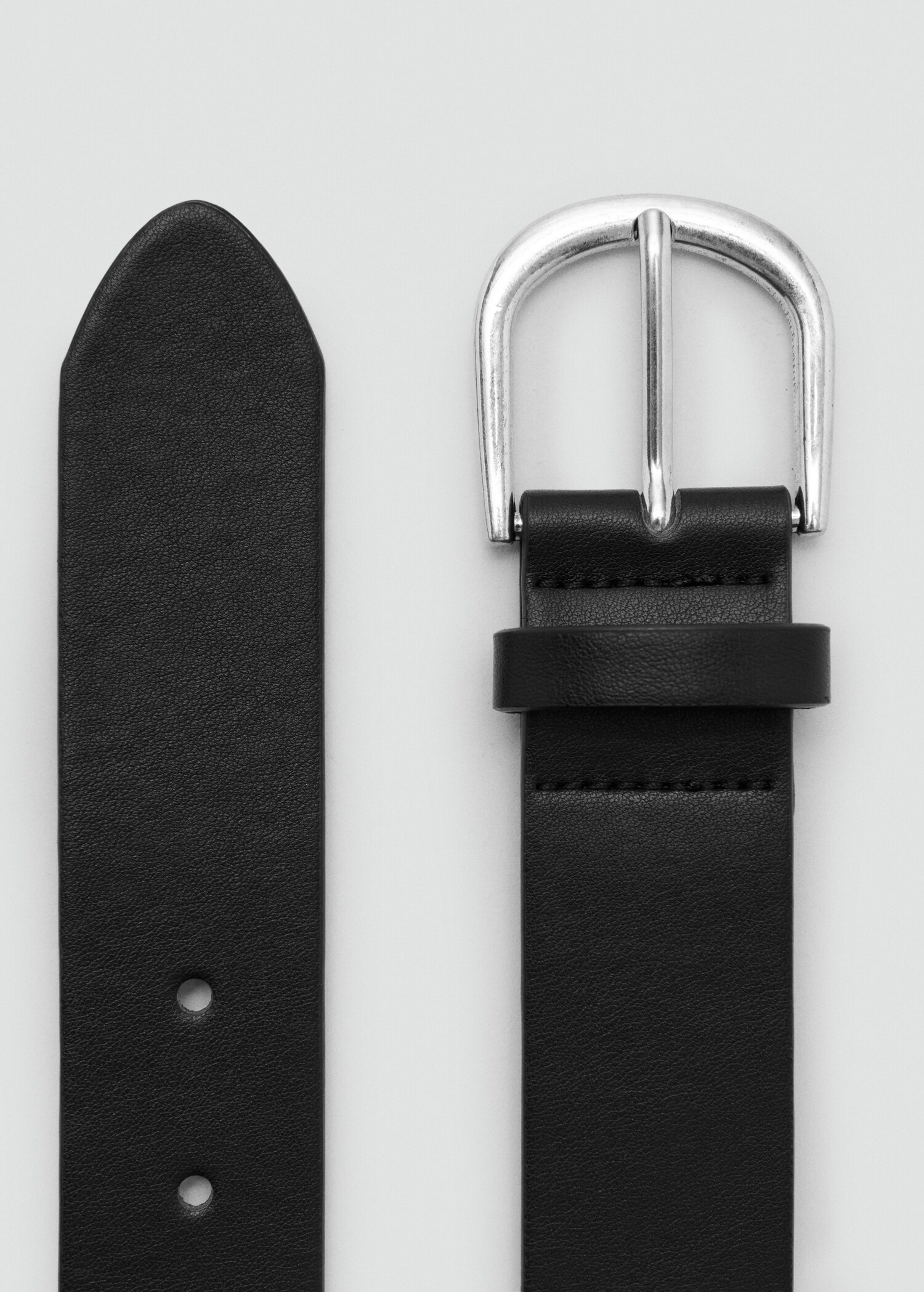 Buckled studded belt - Details of the article 1