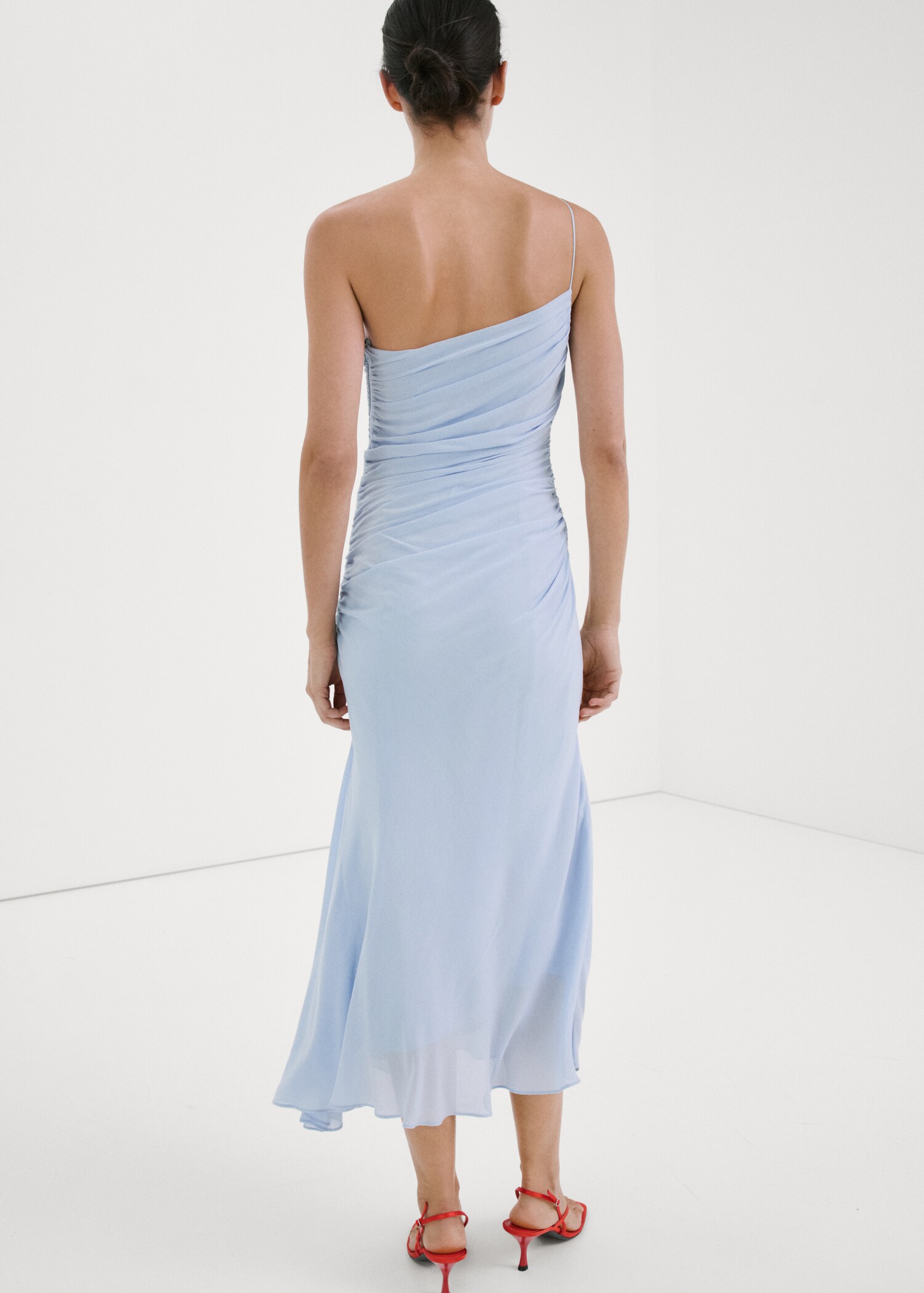 Asymmetrical pleated dress - Reverse of the article
