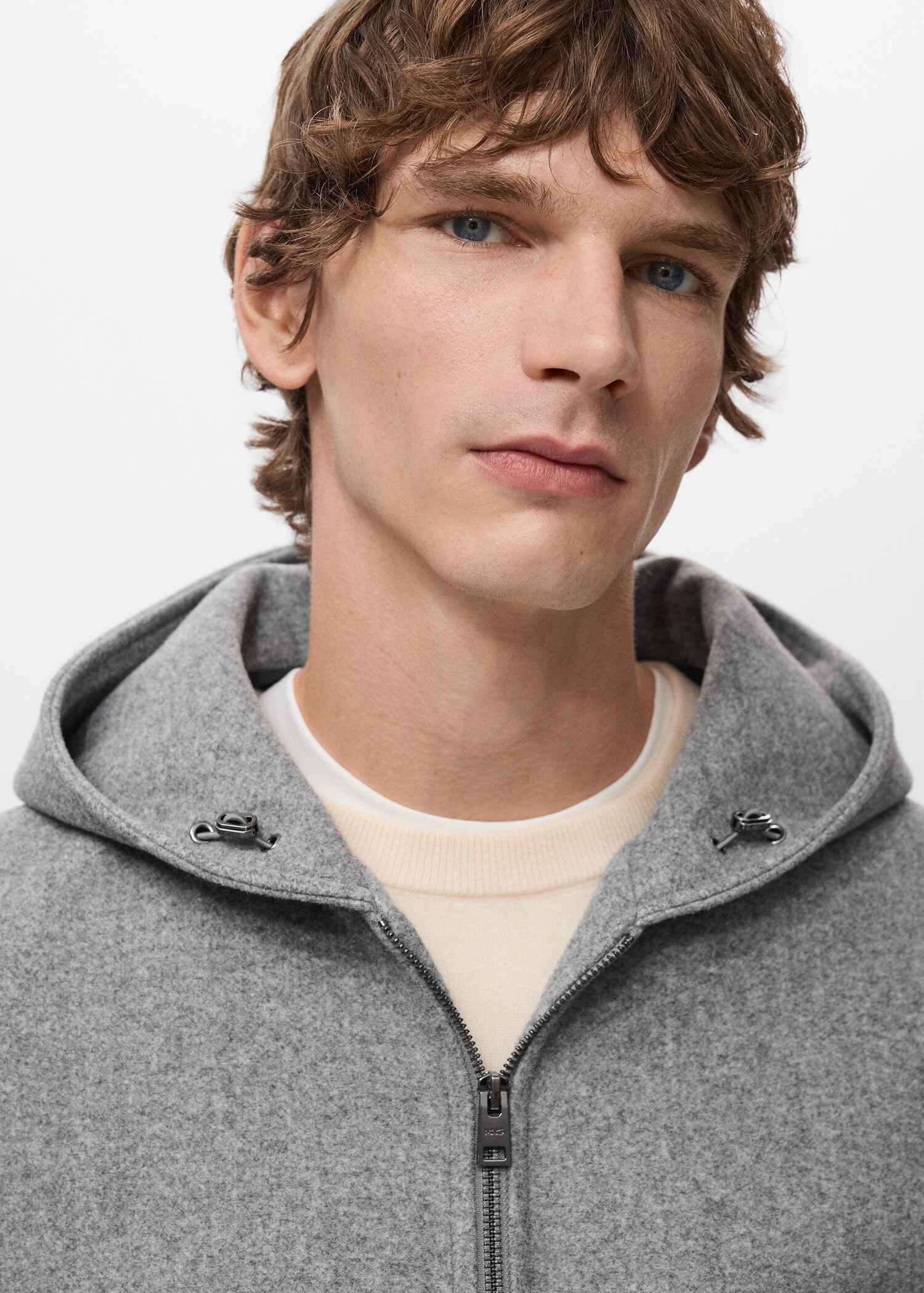 Cloth hooded jacket - Details of the article 1