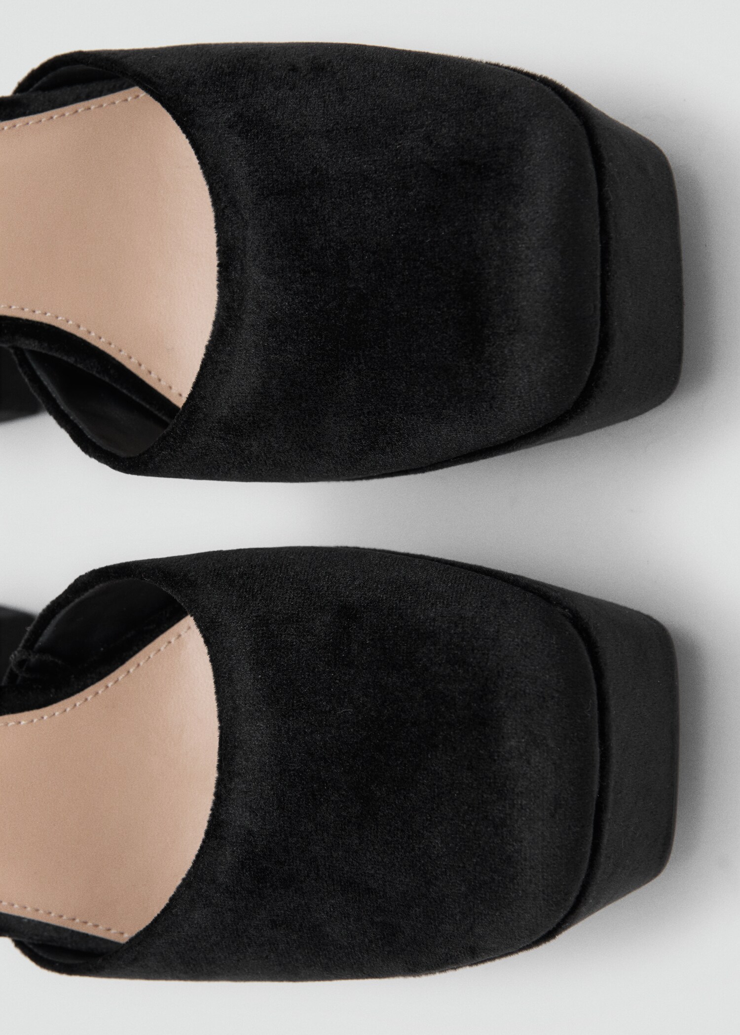 Velvet heel sandals - Details of the article 3