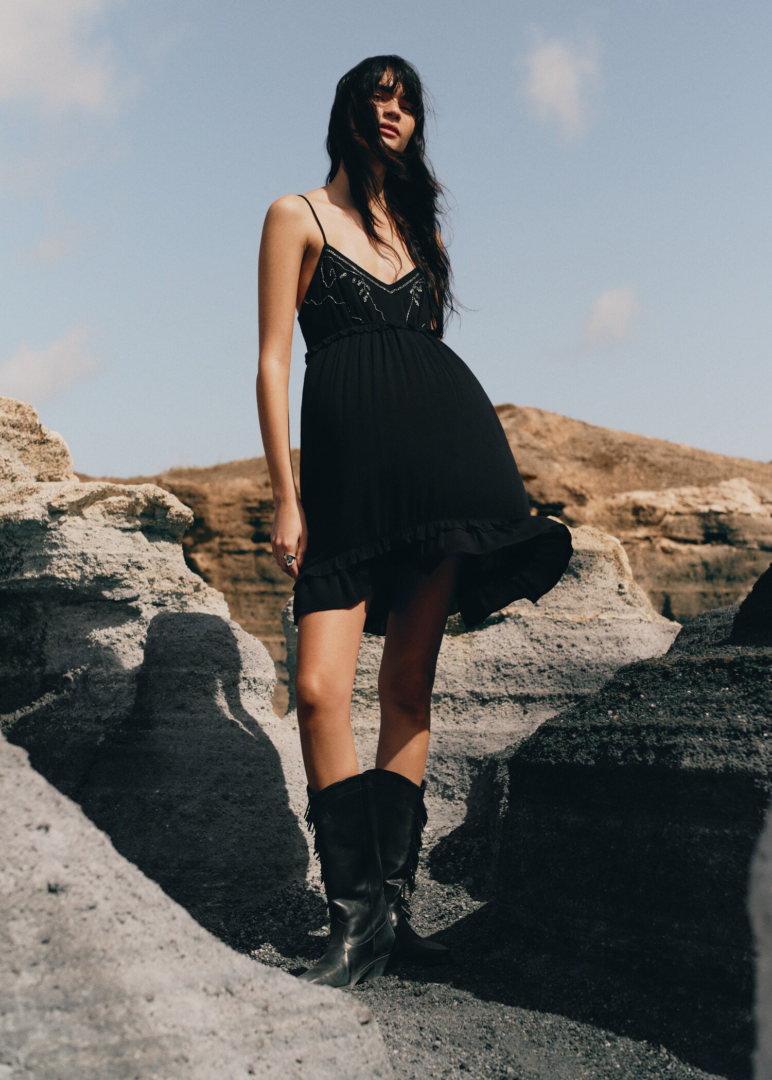 Tall leather boots with tassels - Details of the article 6