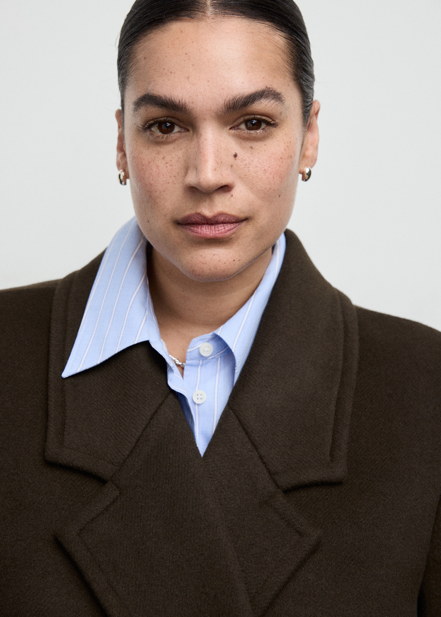 Double-breasted wool coat - Details of the article 4