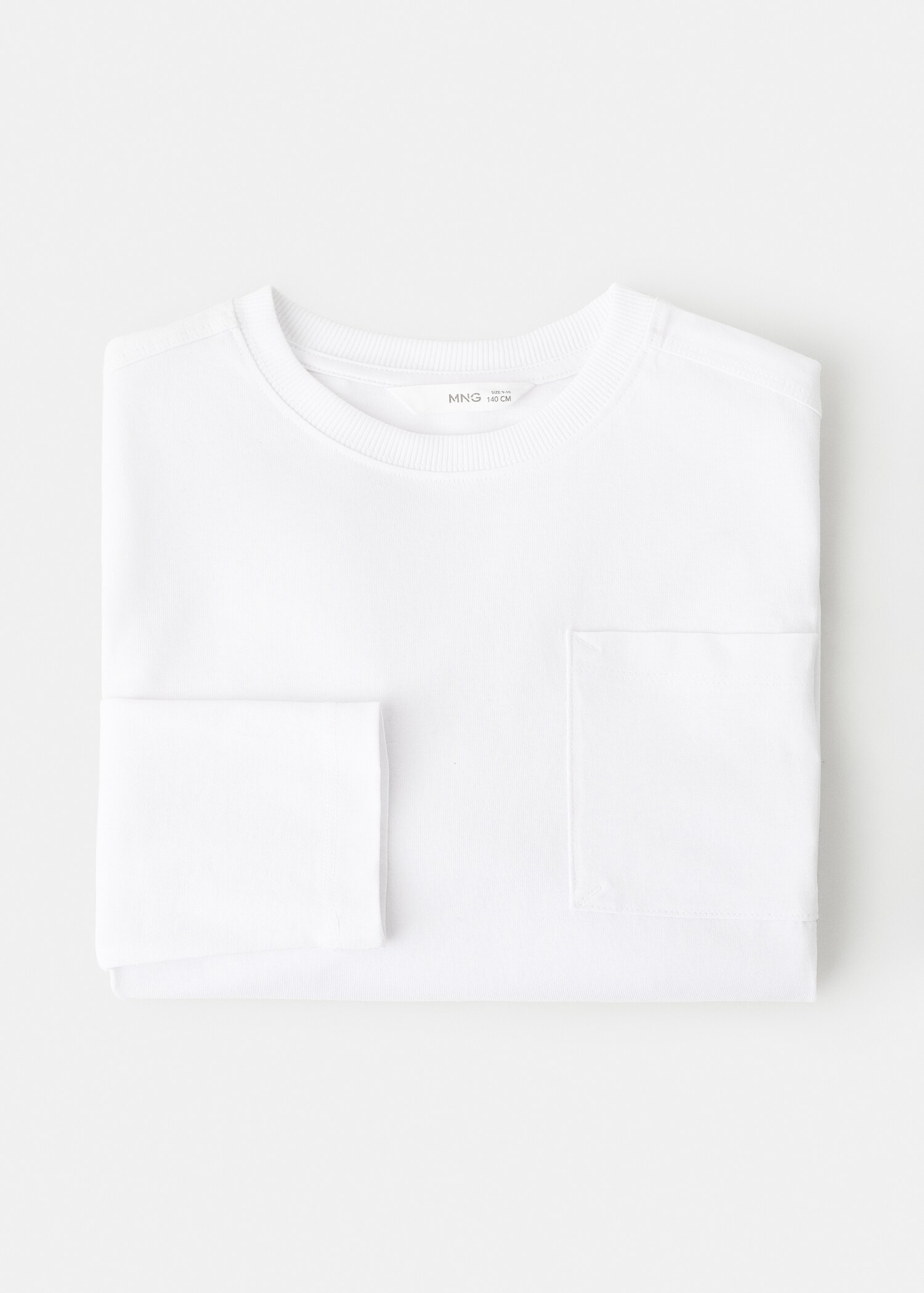 Long-sleeved t-shirt with pocket - Details of the article 0