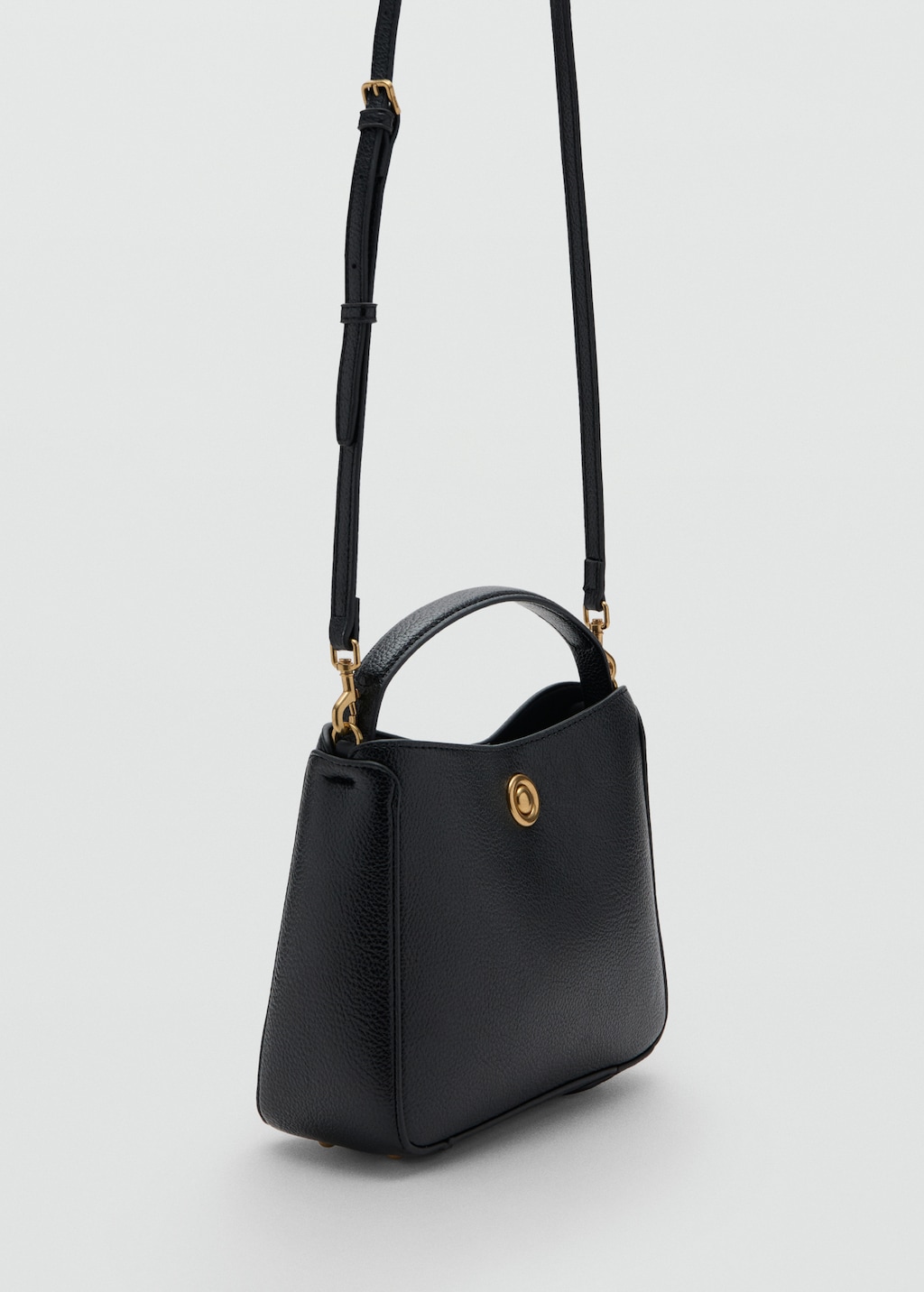 Small bucket bag with metal detail