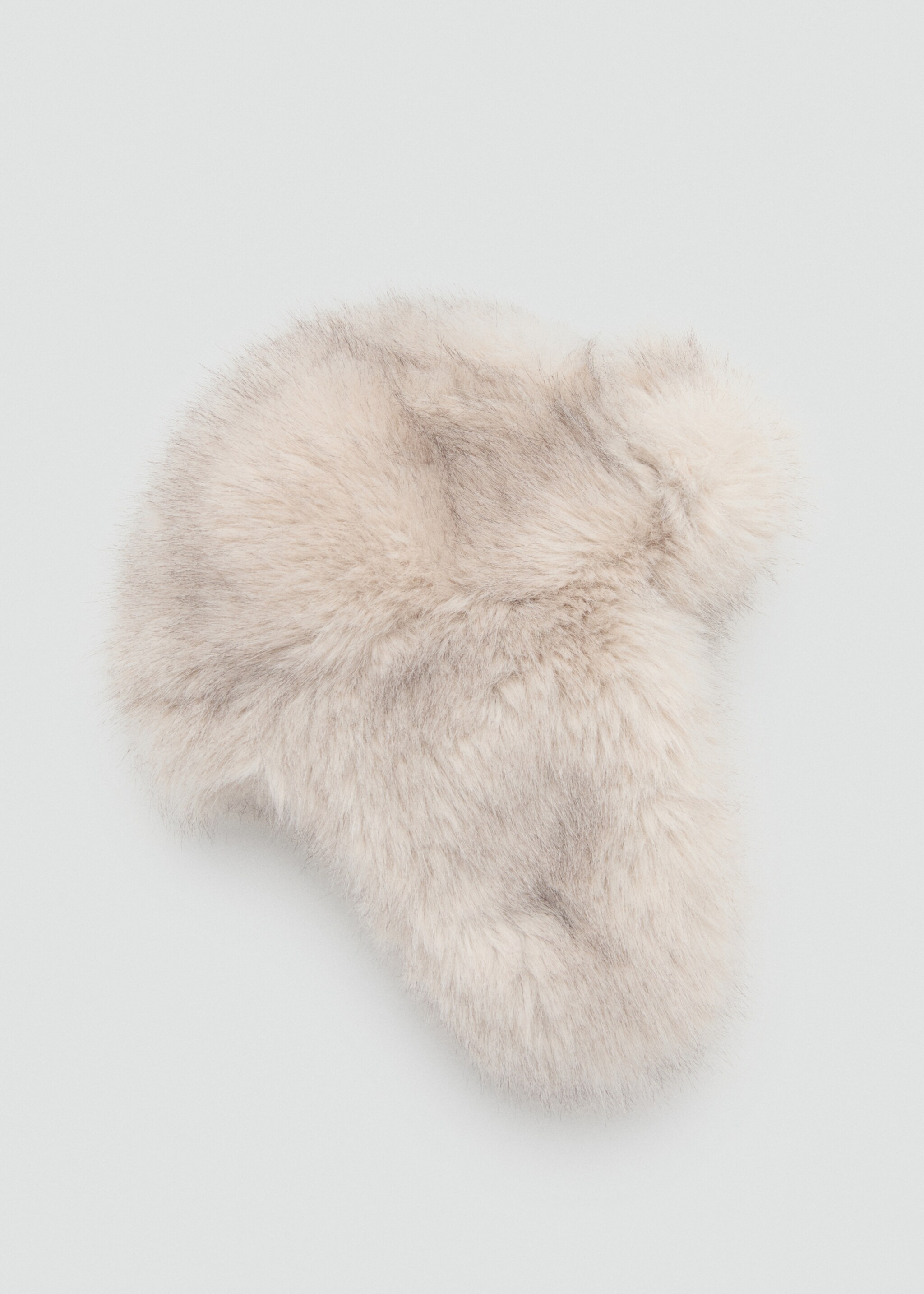 Bonnet imitation fourrure - Plan moyen, Beige. Ref: 27071200-00.