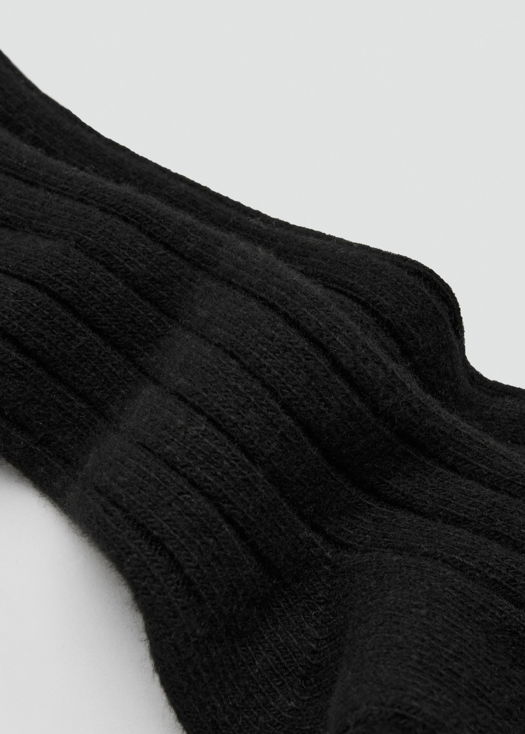 Ribbed wool blend socks
