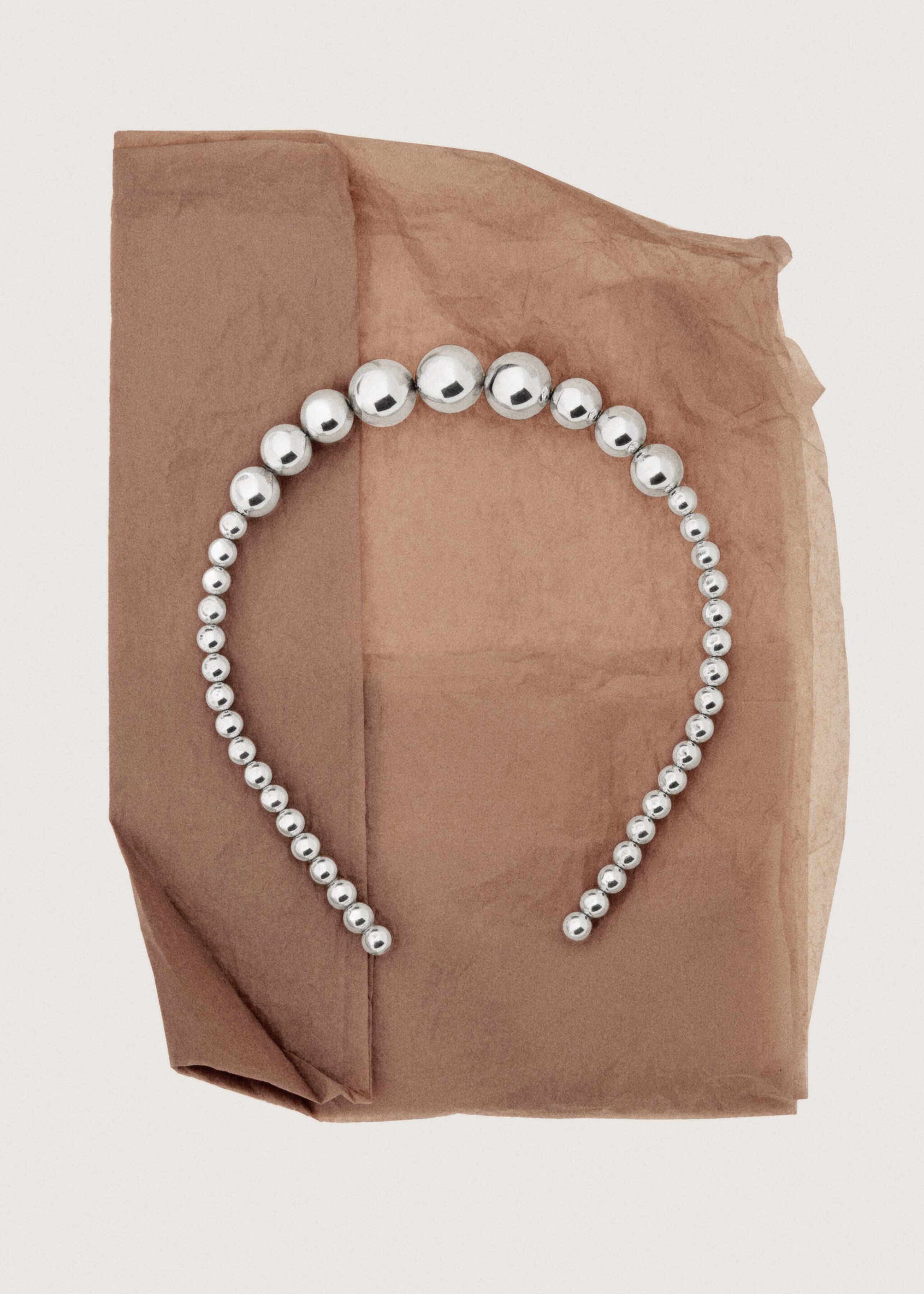 Bead appliqué hairband - Details of the article 7, Silver. Ref: 27071204-00.