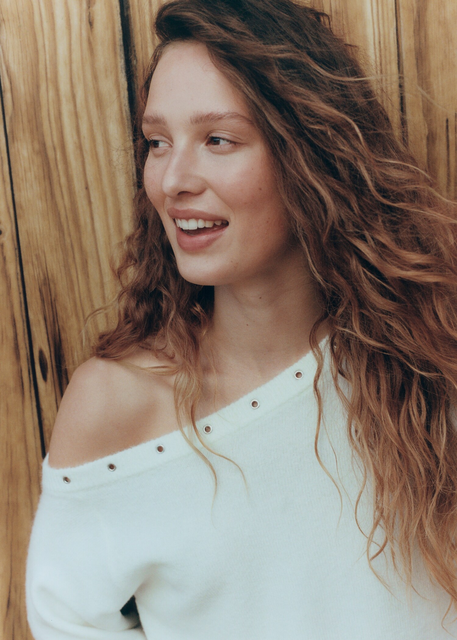 Pull à clous asymétrique - Détail de l'article 5