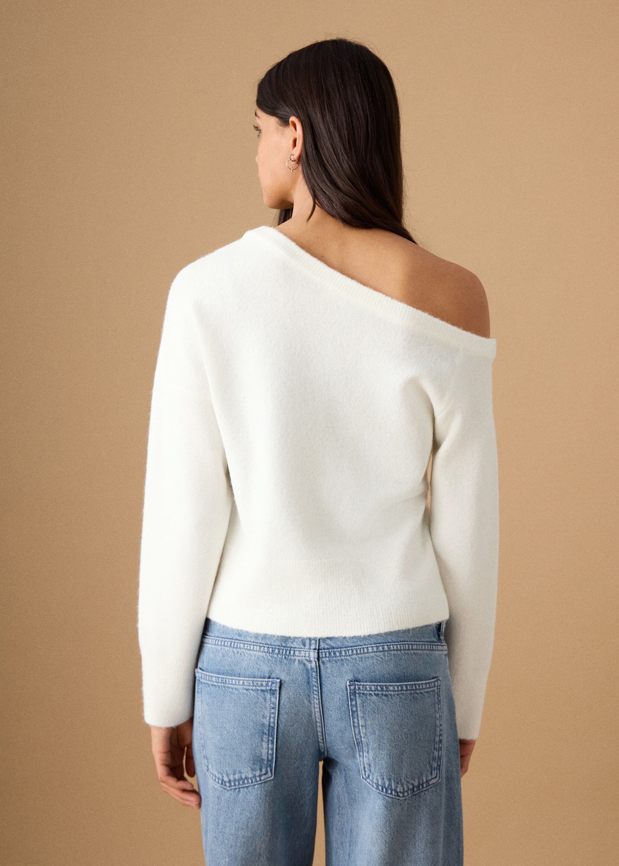 Asymmetrical studded sweater - Reverse of the article, Off White. Ref: 27071212-00.