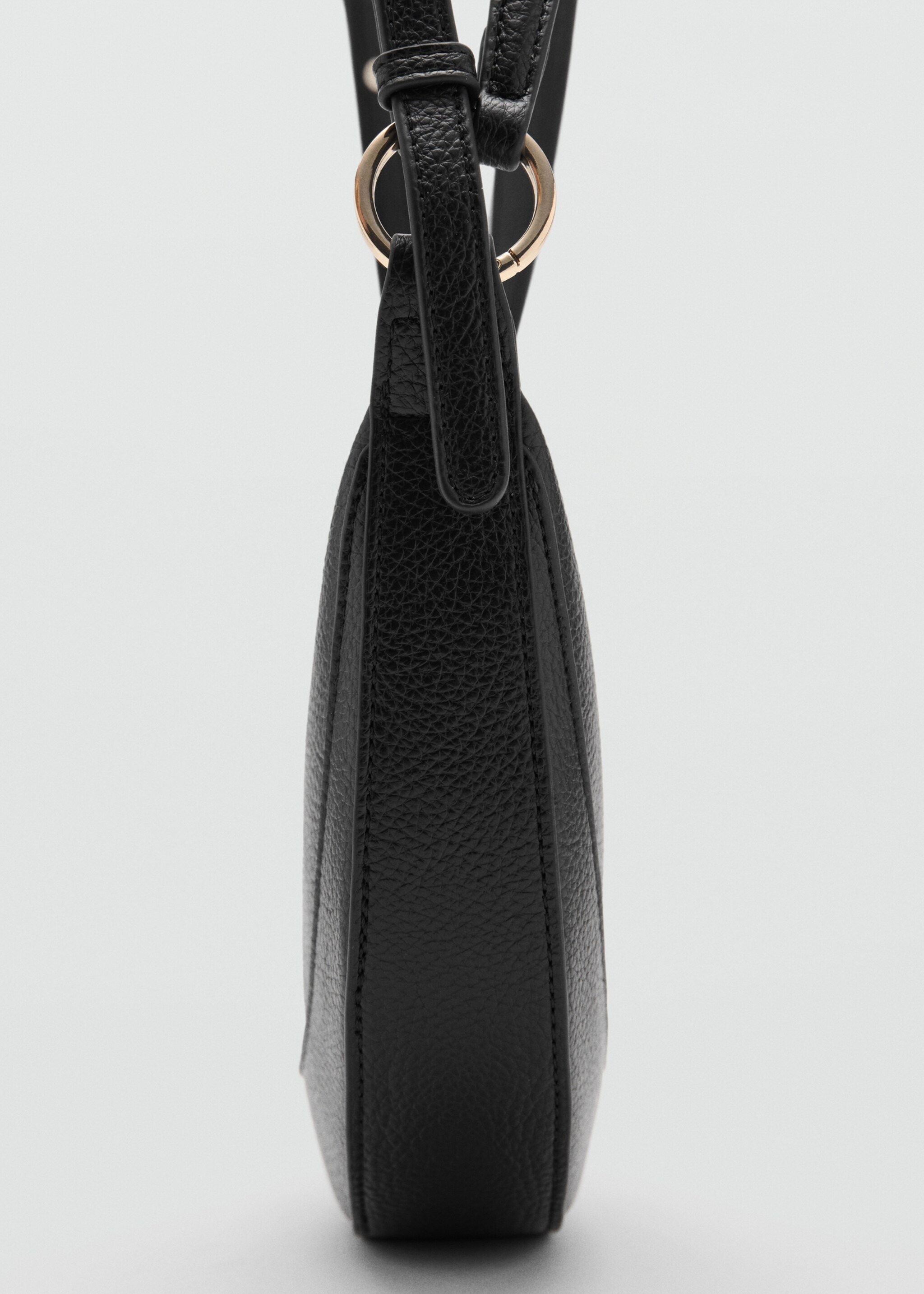 Oval shoulder bag - Details of the article 1, Black. Ref: 27071217-00.