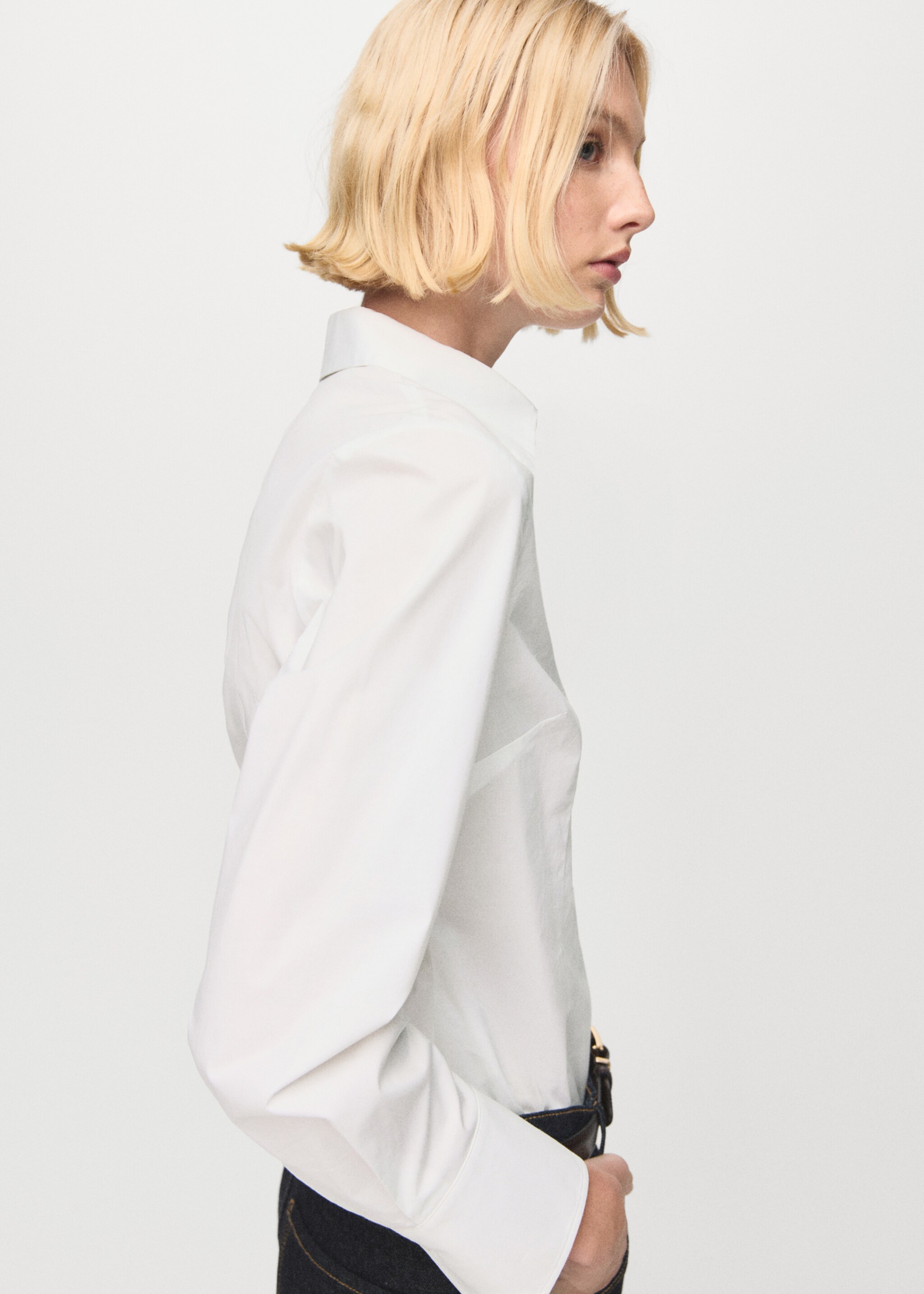 Slim-fit poplin shirt - Medium plane, White. Ref: 27071227-00.