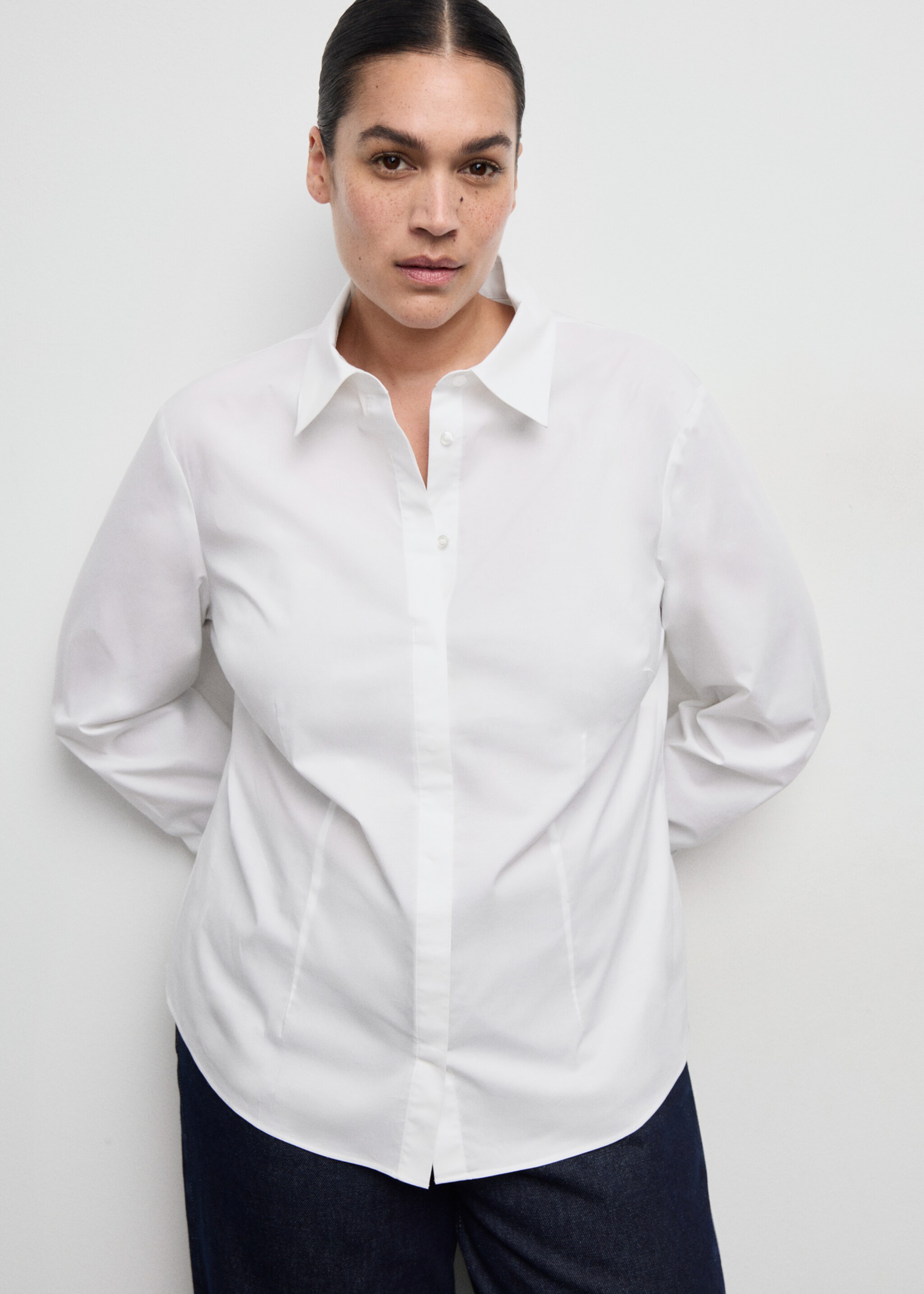 Slim-fit poplin shirt - Details of the article 5, White. Ref: 27071227-00.