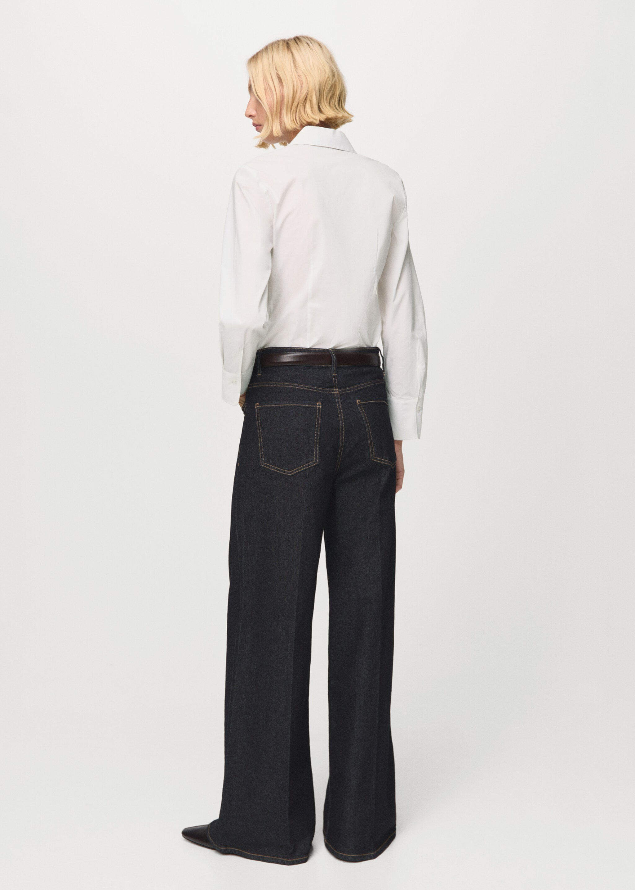 Slim-fit poplin shirt - Reverse of the article, White. Ref: 27071227-00.