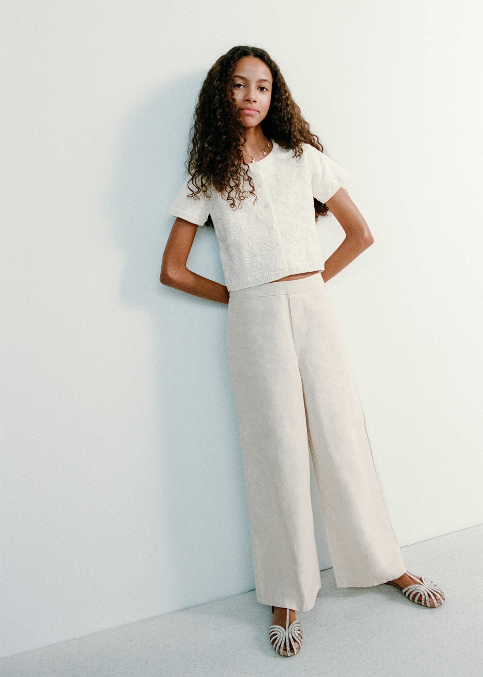 Linen-blend trousers - Details of the article 5, Beige. Ref: 27071229-00.