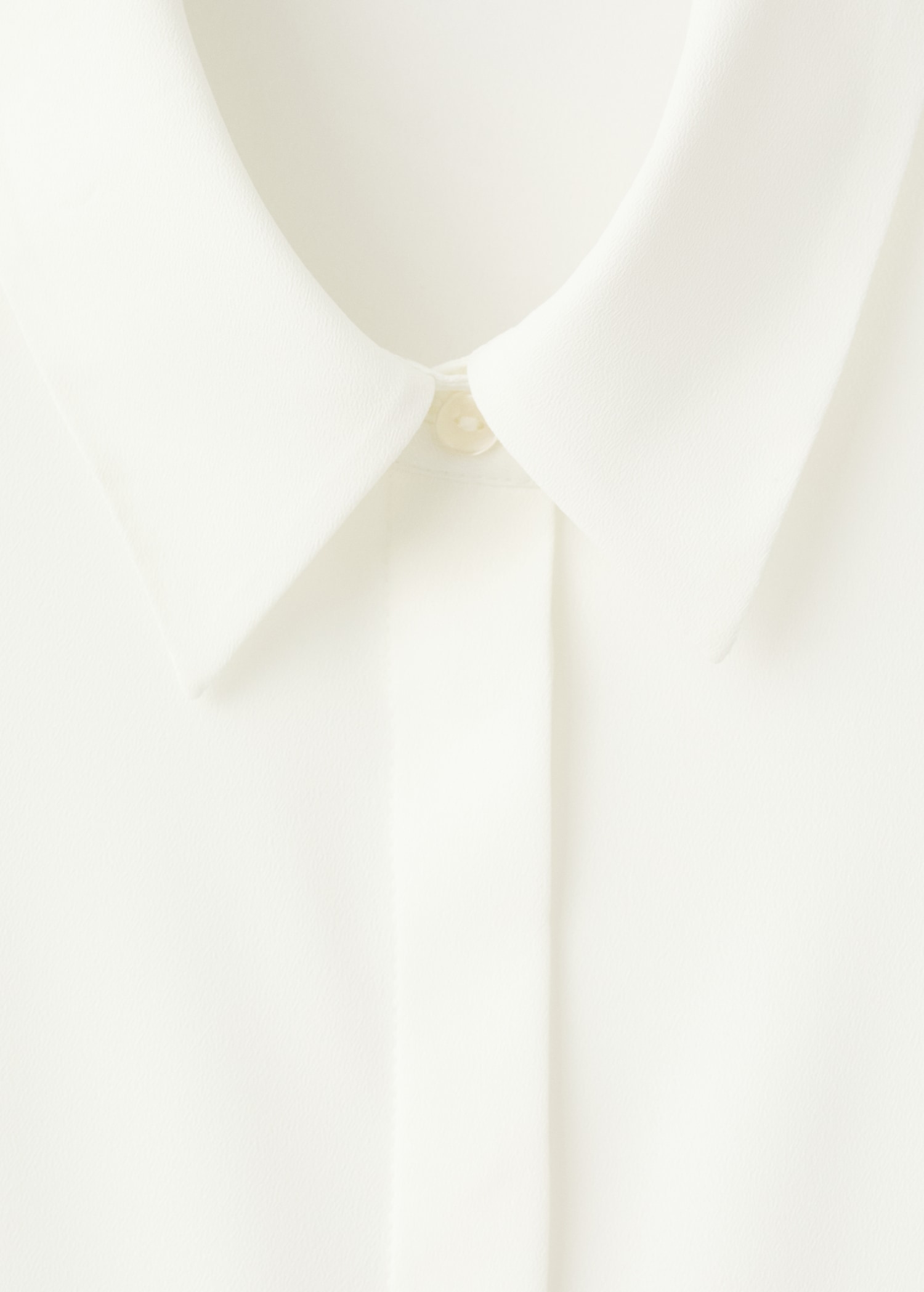 Fluid long-sleeved blouse - Details of the article 8