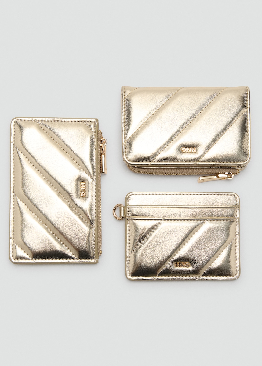 Small quilted wallet