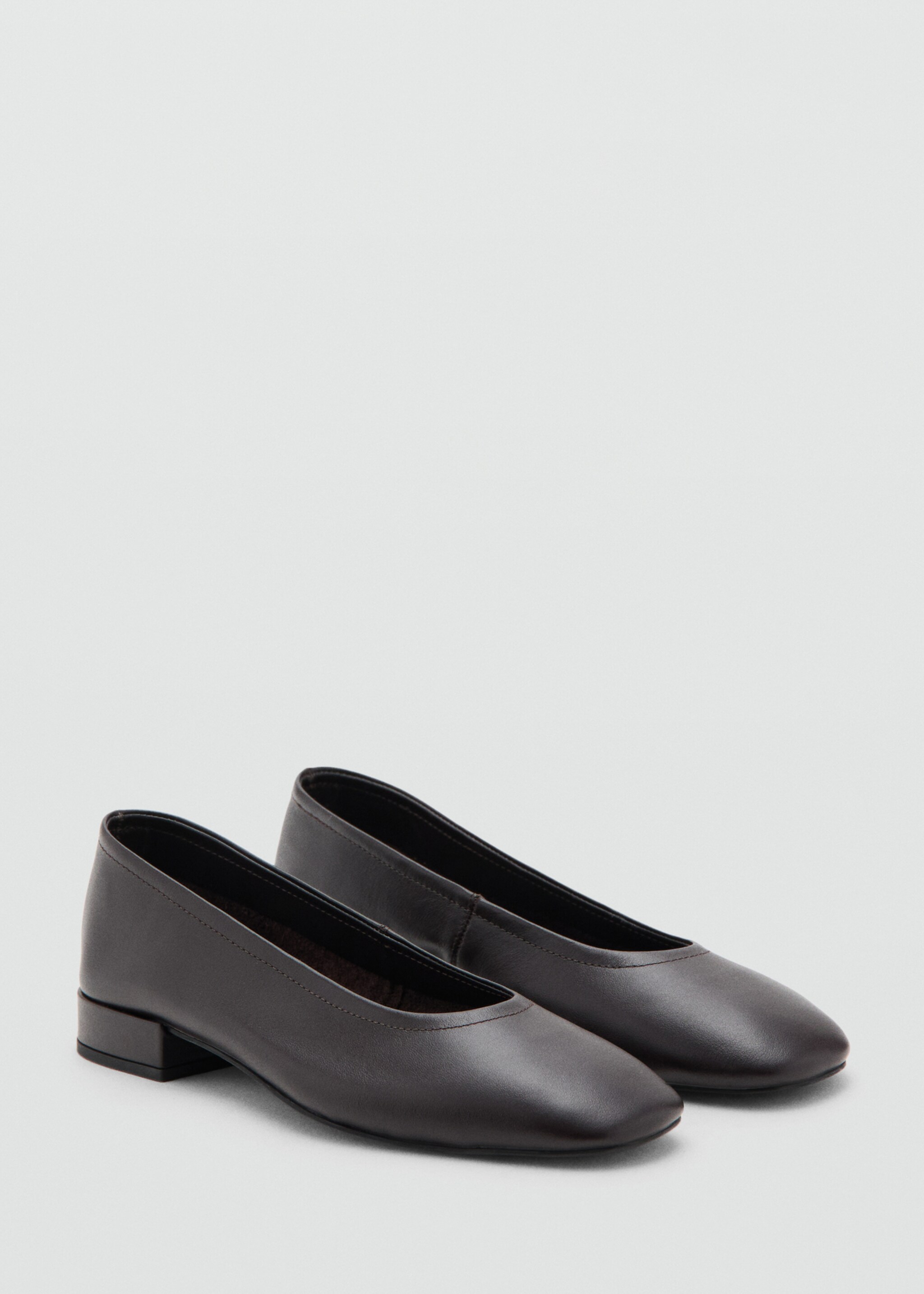 Leather flat shoes - Medium plane, Chocolate. Ref: 27071251-00.