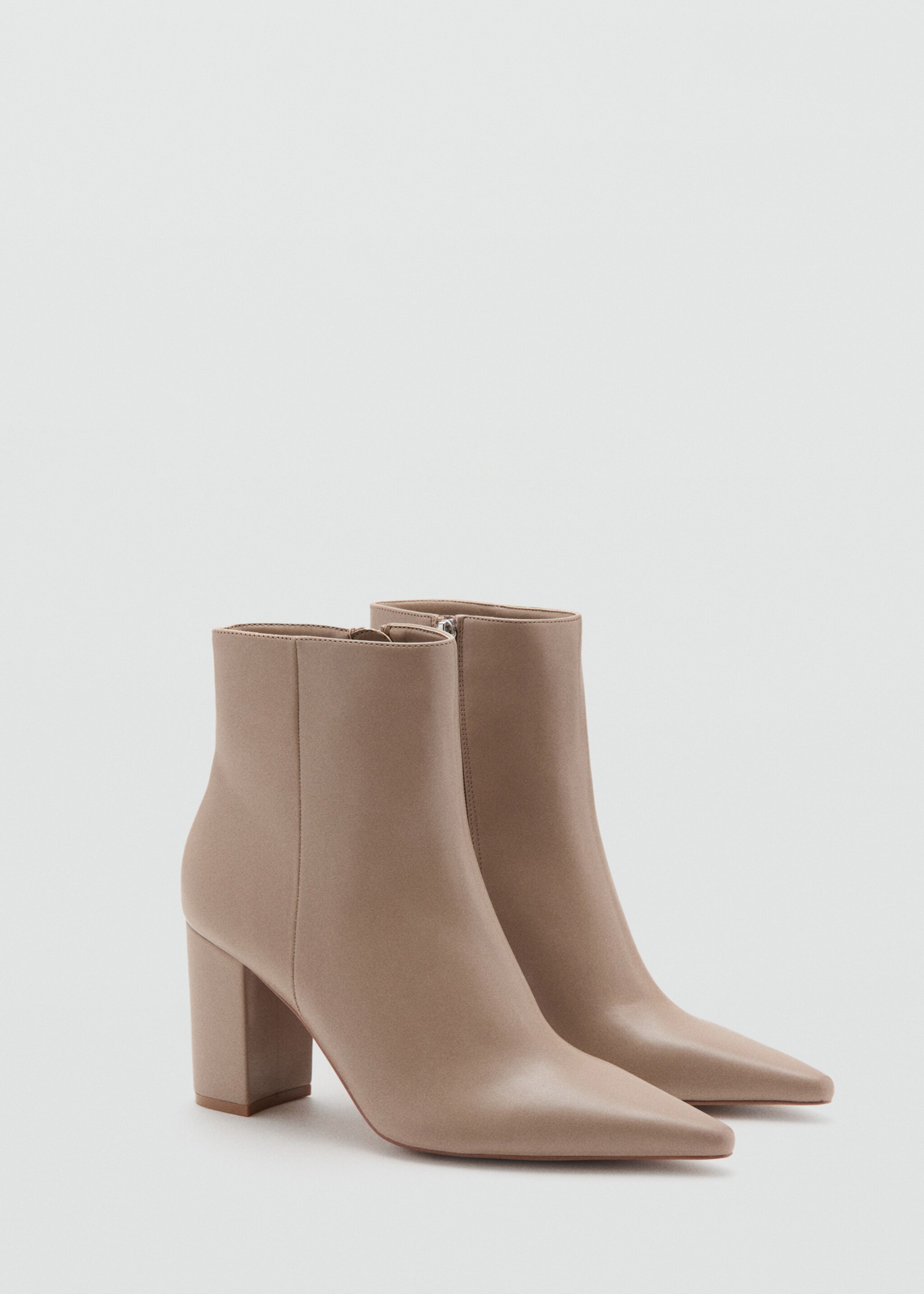 Ankle boots with block heel - Medium plane, Ecru. Ref: 27071255-00.