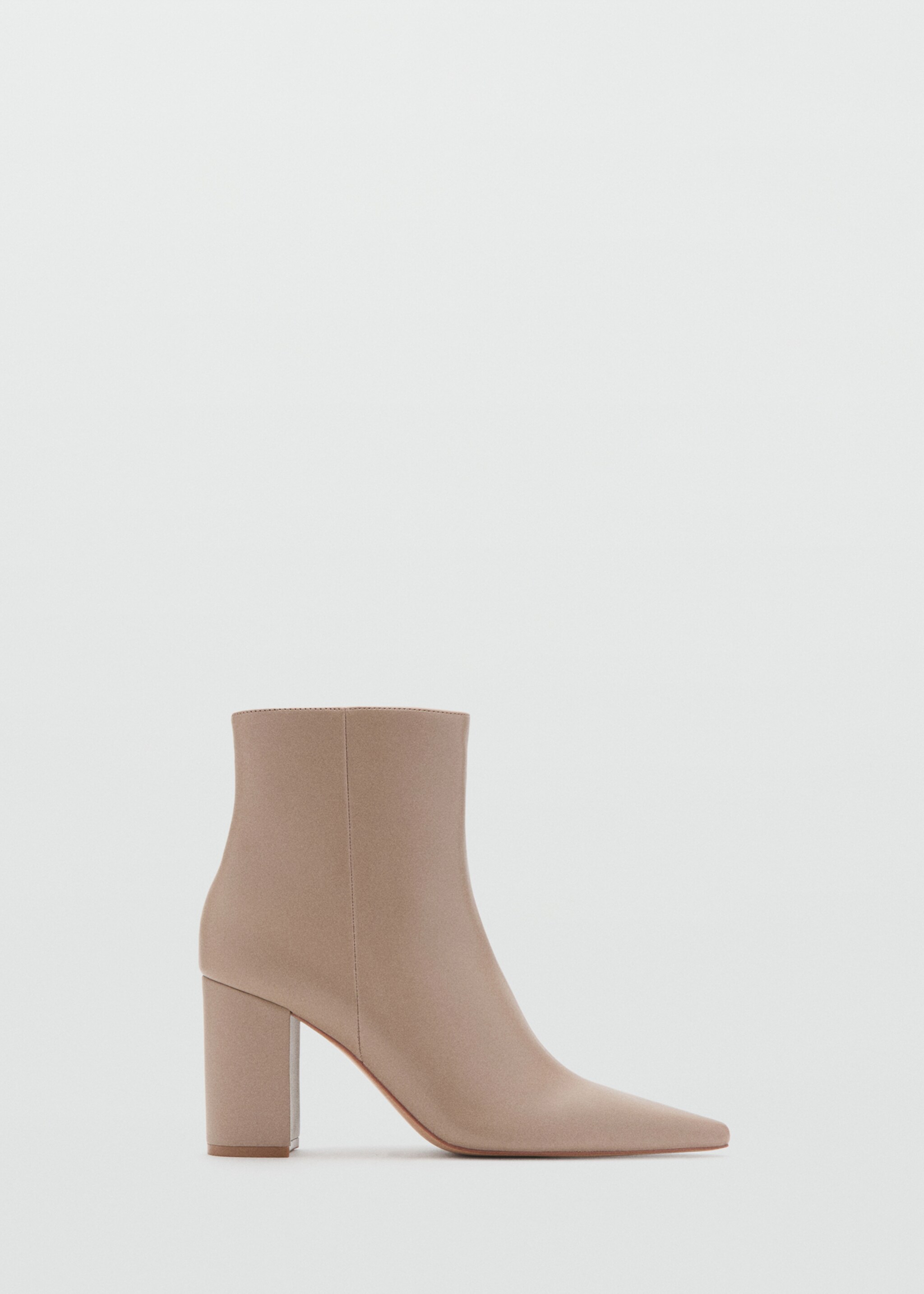 Ankle boots with block heel - Article without model, Ecru. Ref: 27071255-00.