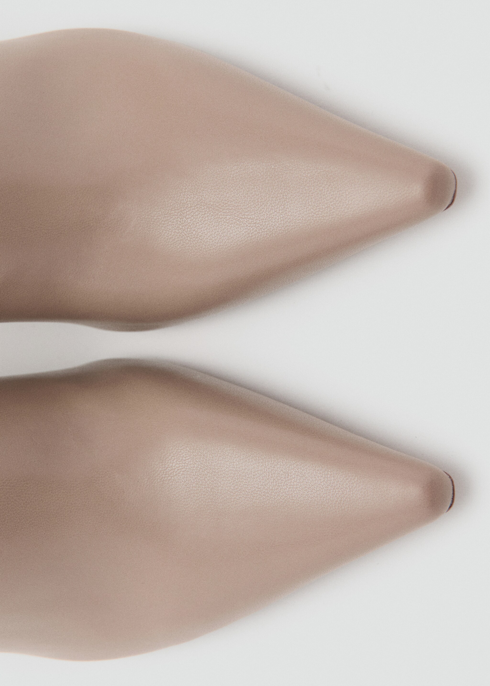 Ankle boots with block heel - Details of the article 2, Ecru. Ref: 27071255-00.