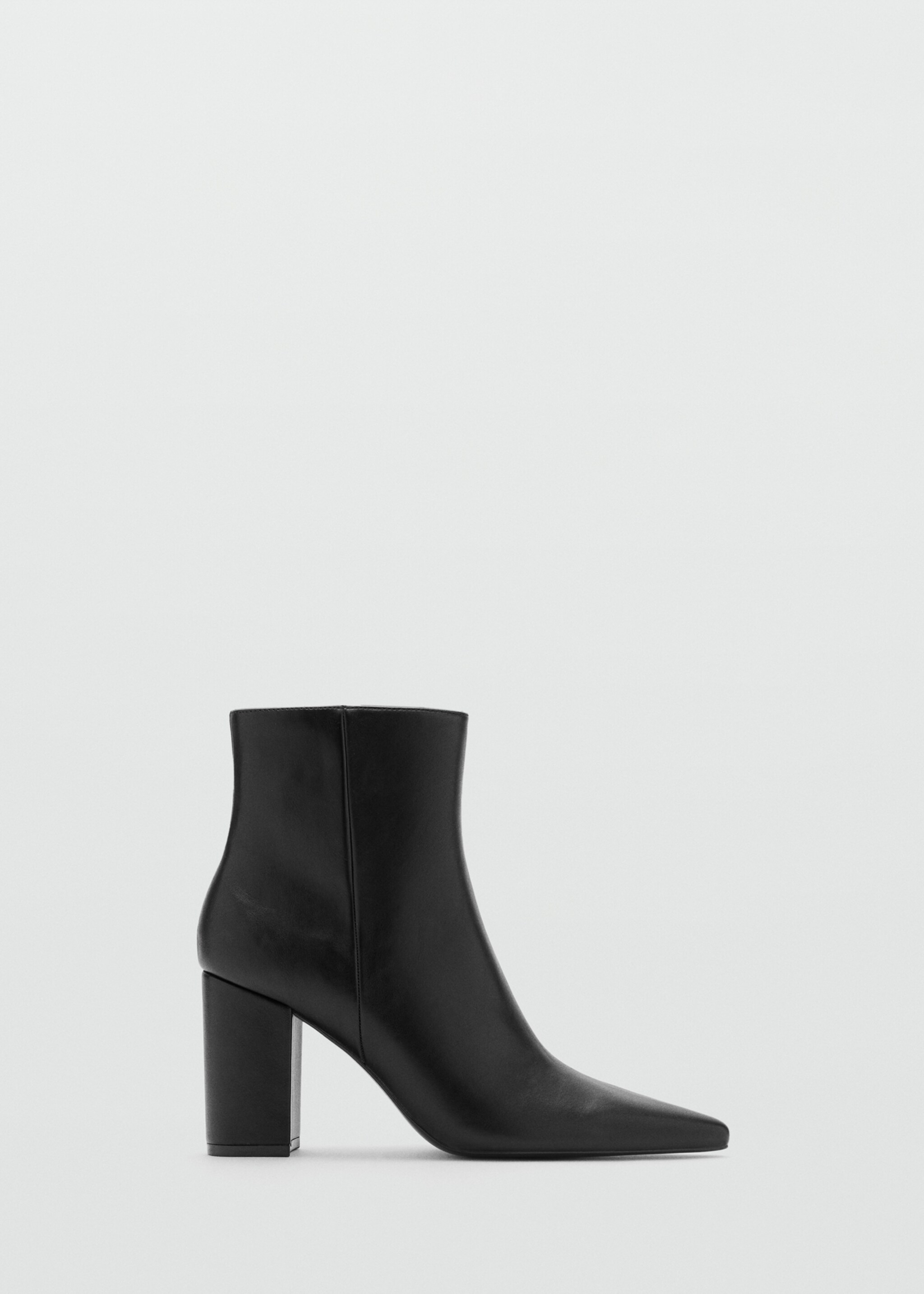 Ankle boots with block heel - Article without model, Black. Ref: 27071255-00.